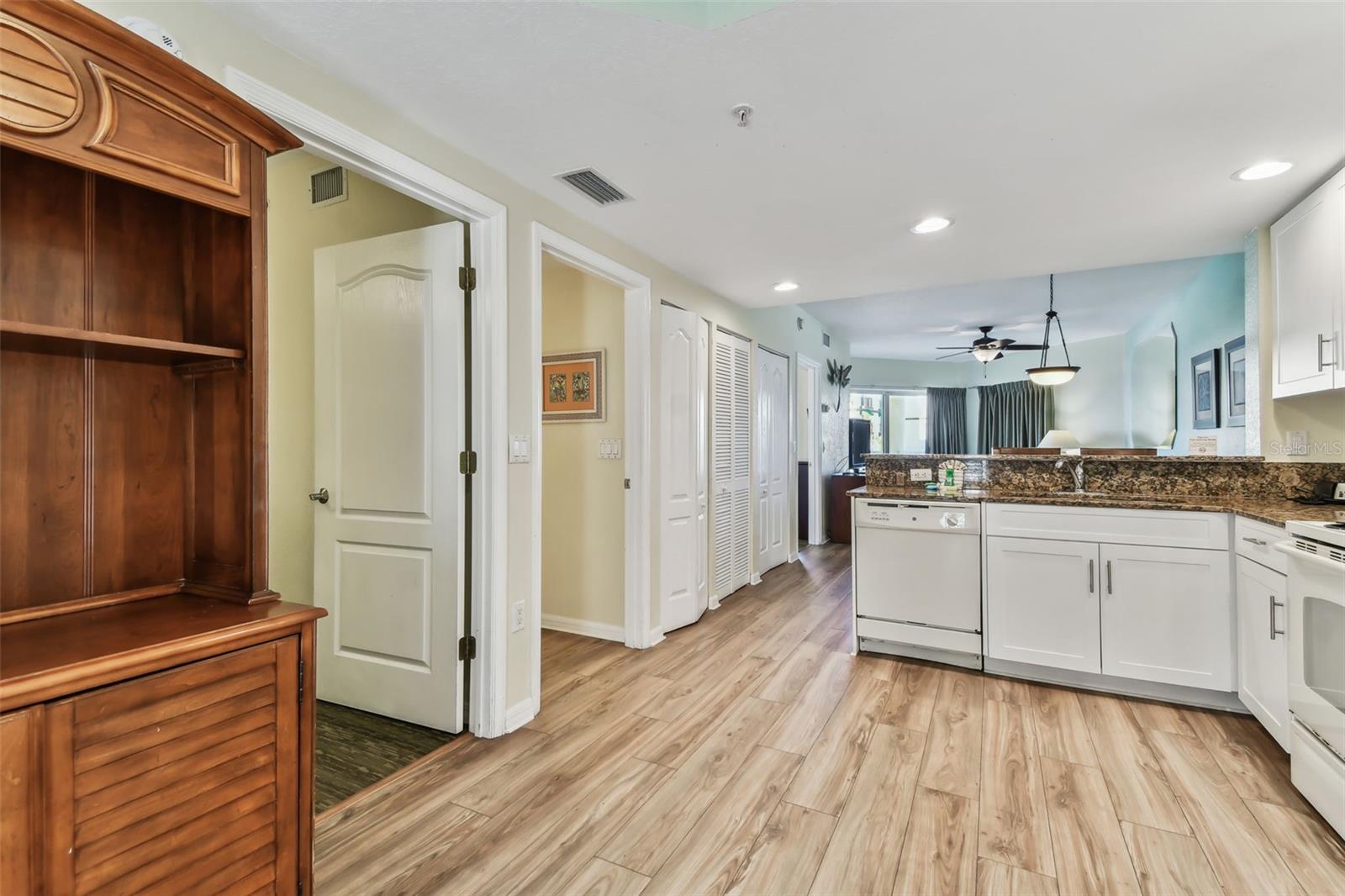 Image 8 of 50 For 12000 Gulf Boulevard 309n