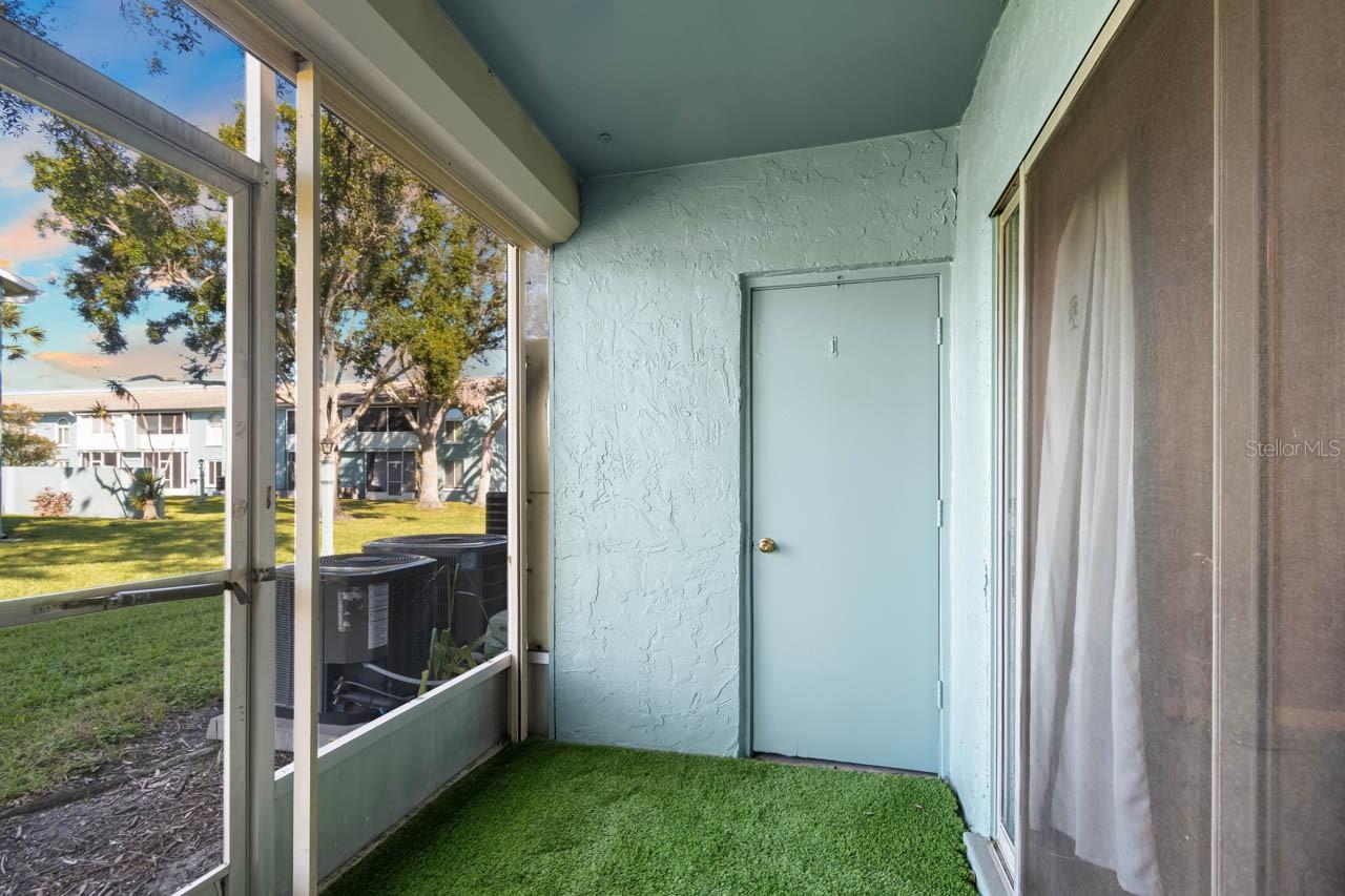 Image 19 of 40 For 11400 3rd Street N 1