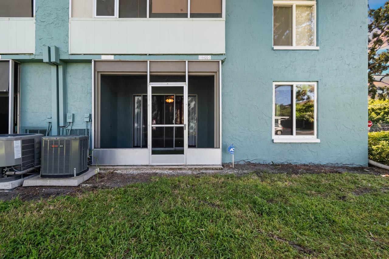 Image 21 of 40 For 11400 3rd Street N 1