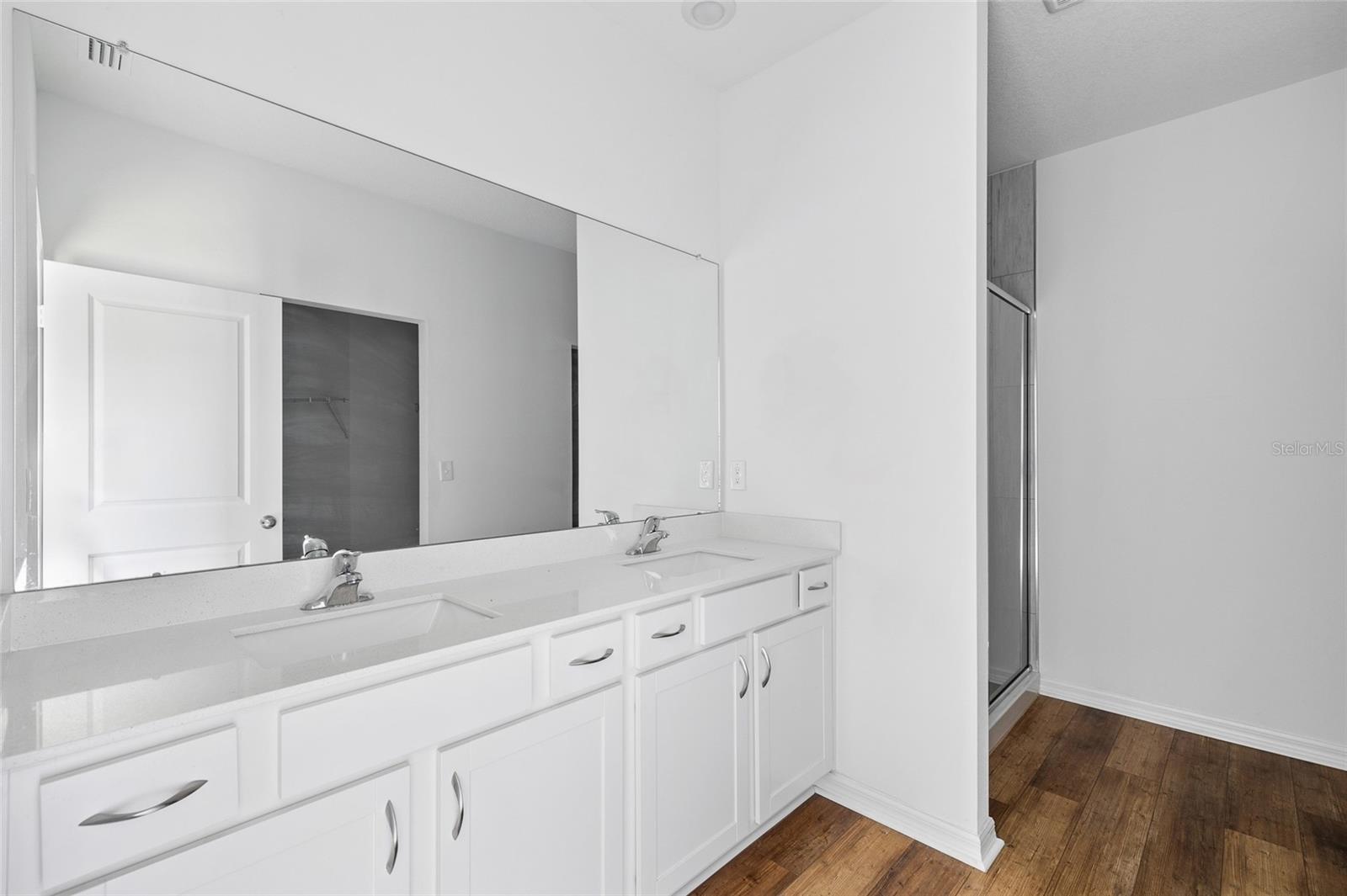 Image 7 of 13 For 5317 Cricket Road
