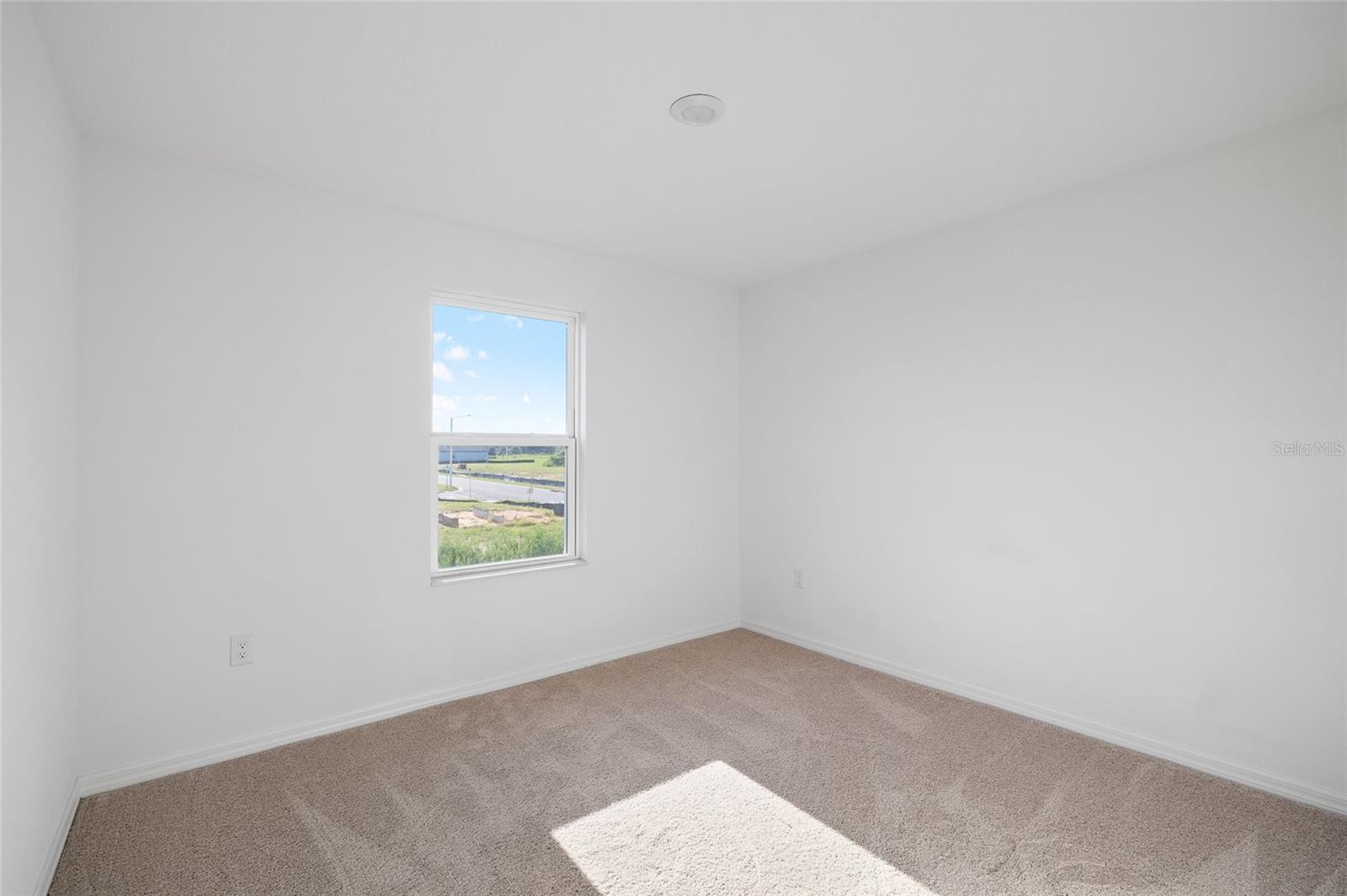 Image 8 of 13 For 5317 Cricket Road