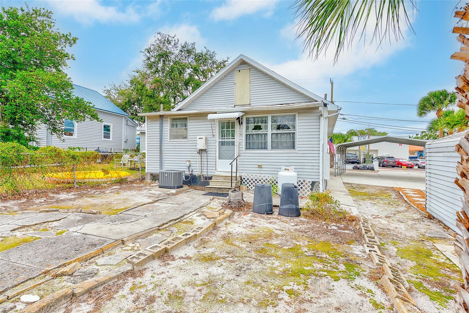 Image 26 of 40 For 632 Cross Street