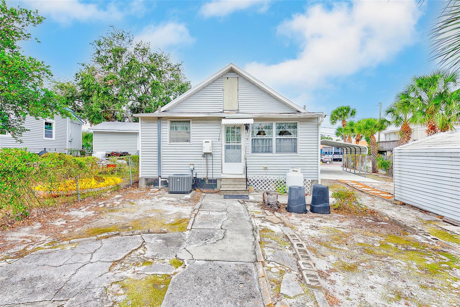 Image 27 of 40 For 632 Cross Street