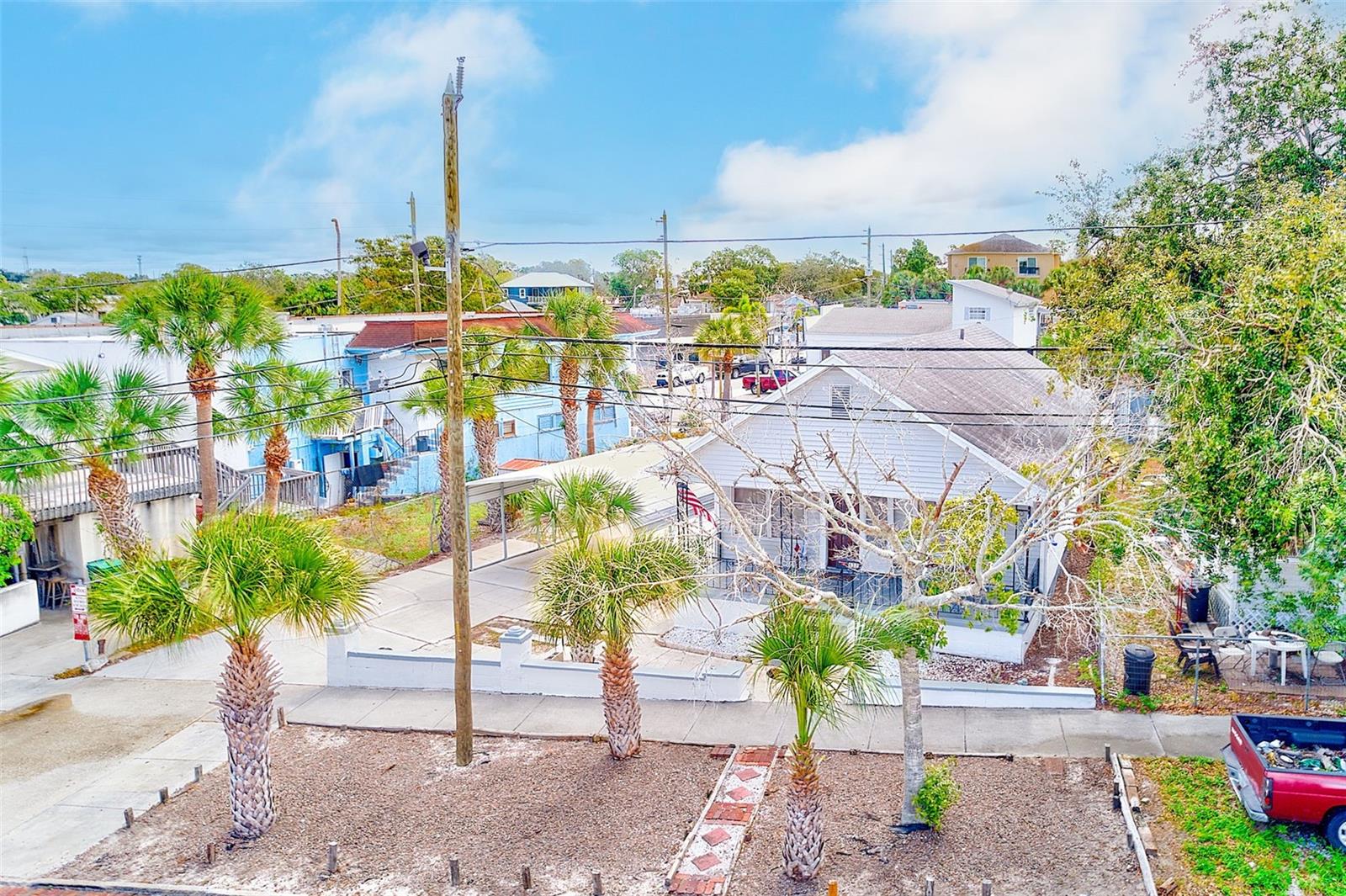 Image 29 of 40 For 632 Cross Street