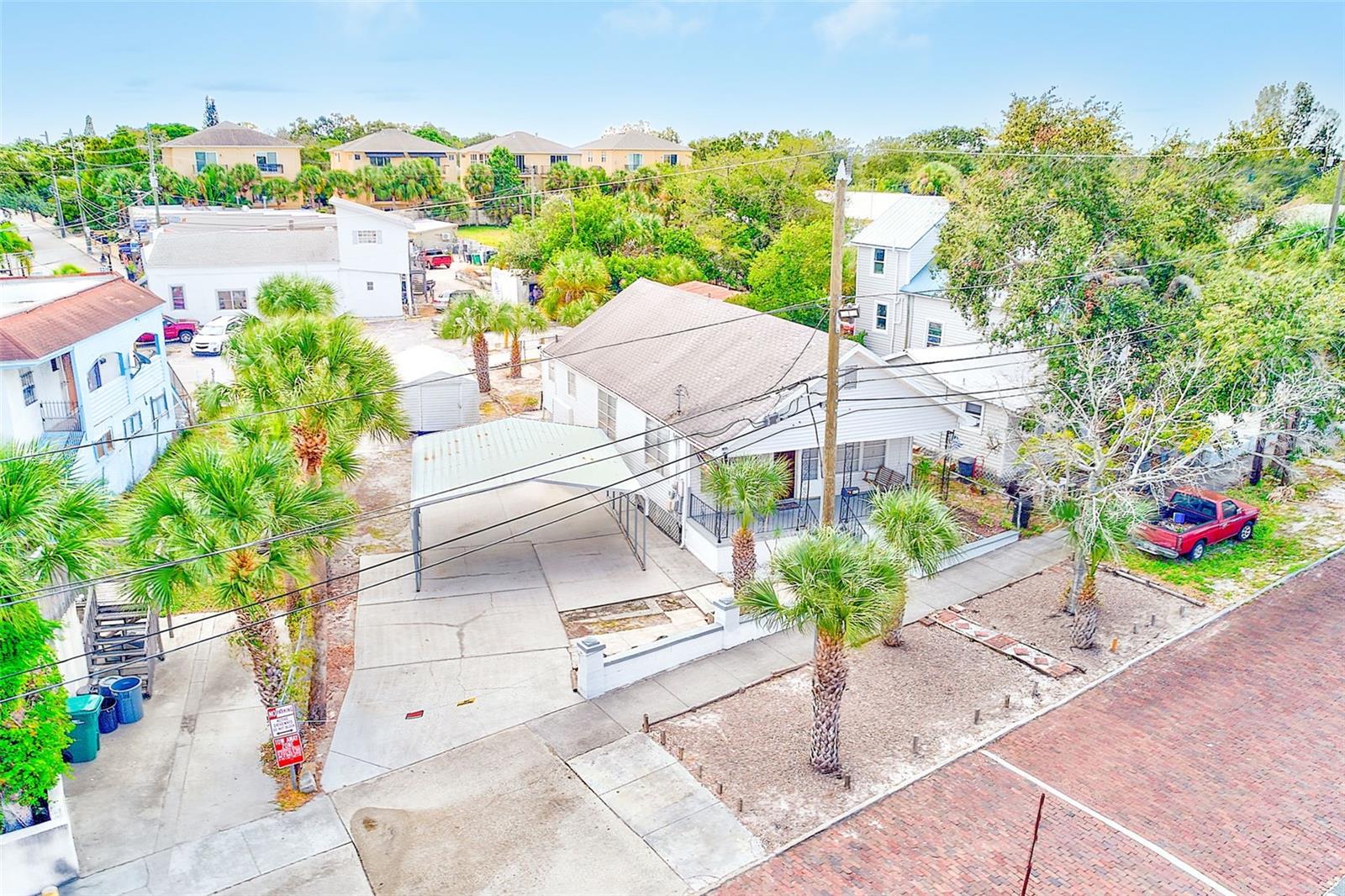 Image 32 of 40 For 632 Cross Street