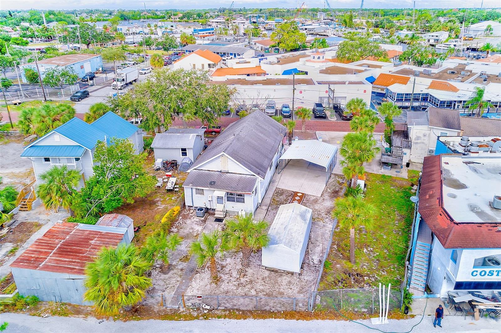 Image 33 of 40 For 632 Cross Street