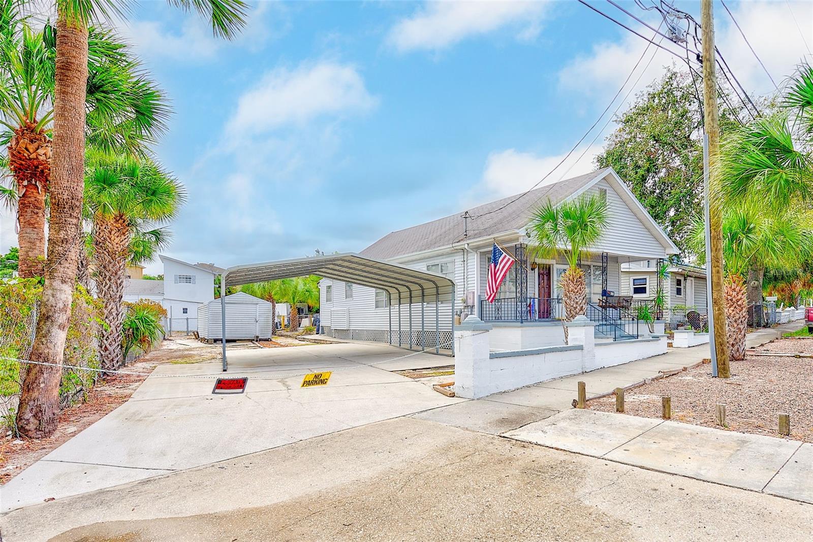 Image 4 of 40 For 632 Cross Street