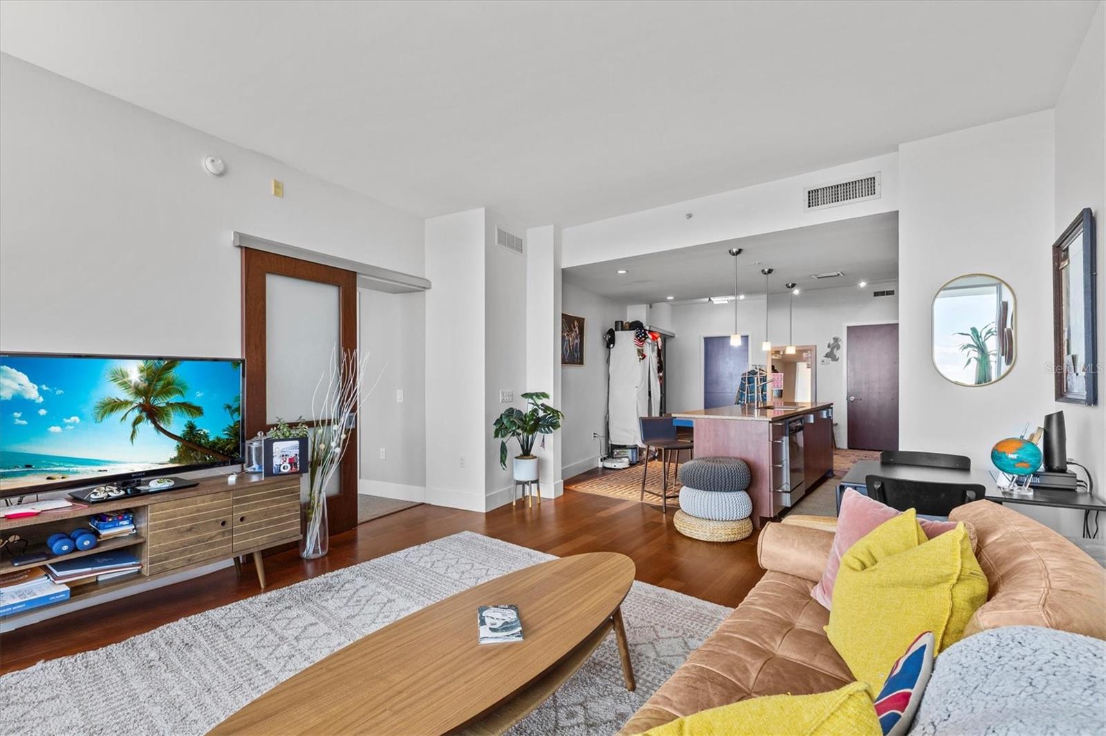 Image 11 of 64 For 912 Channelside Drive 2502