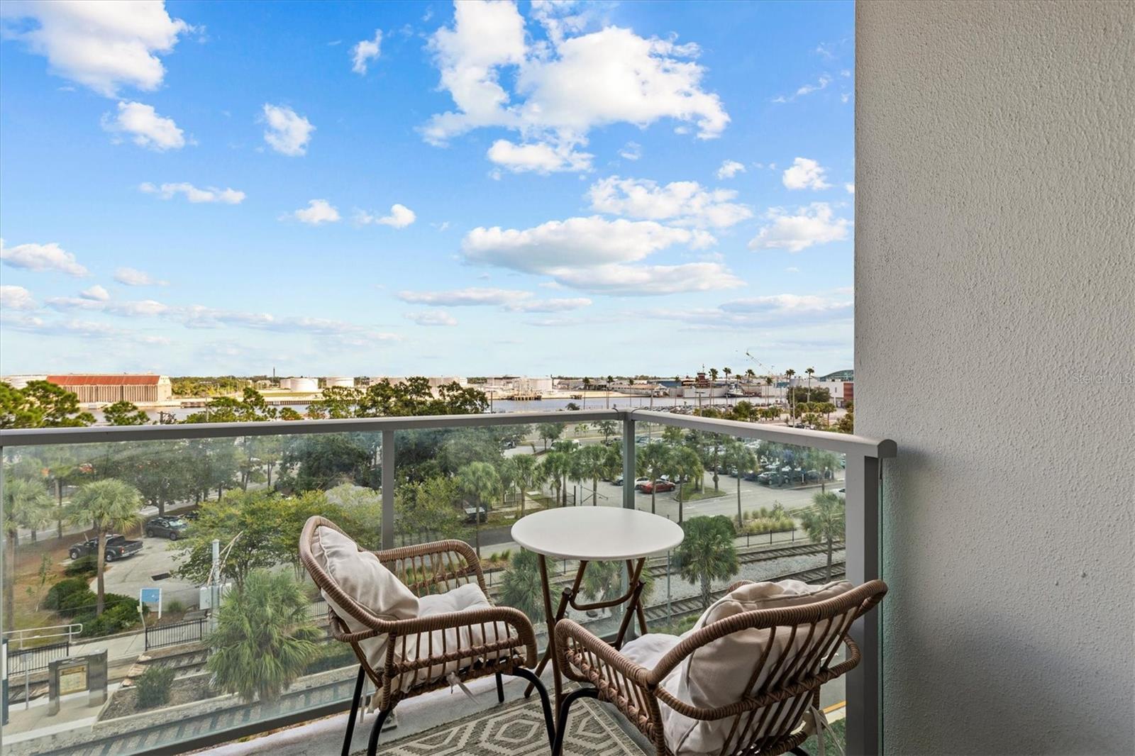 Image 26 of 64 For 912 Channelside Drive 2502