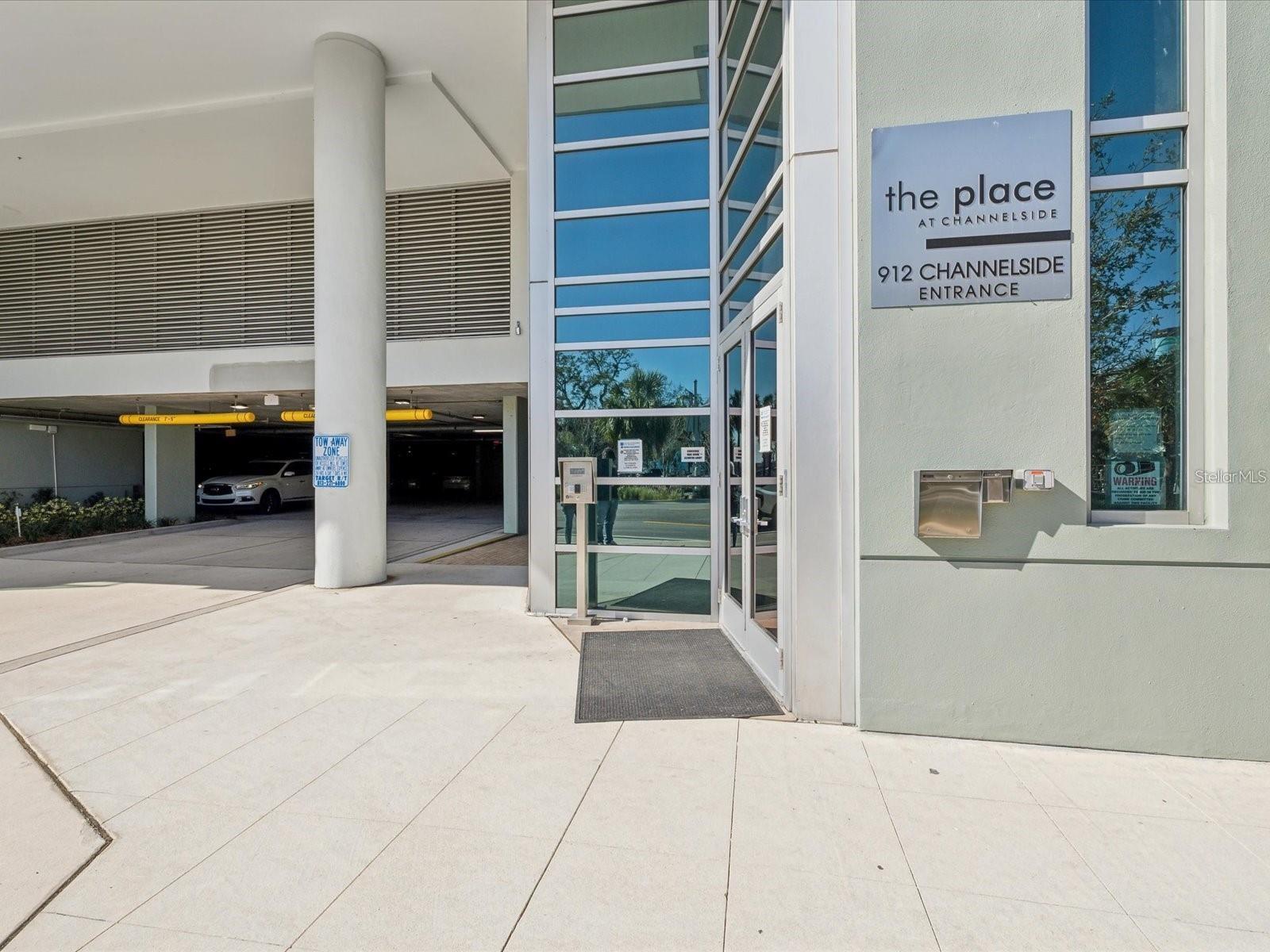 Image 31 of 64 For 912 Channelside Drive 2502