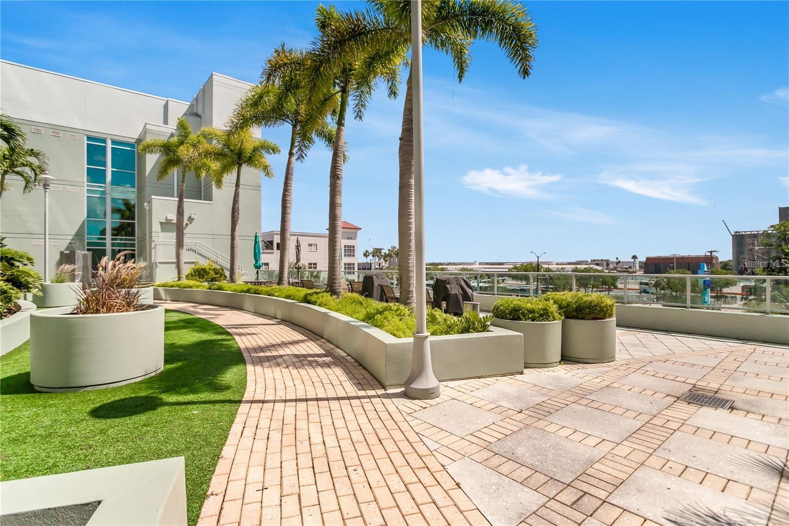 Image 48 of 64 For 912 Channelside Drive 2502