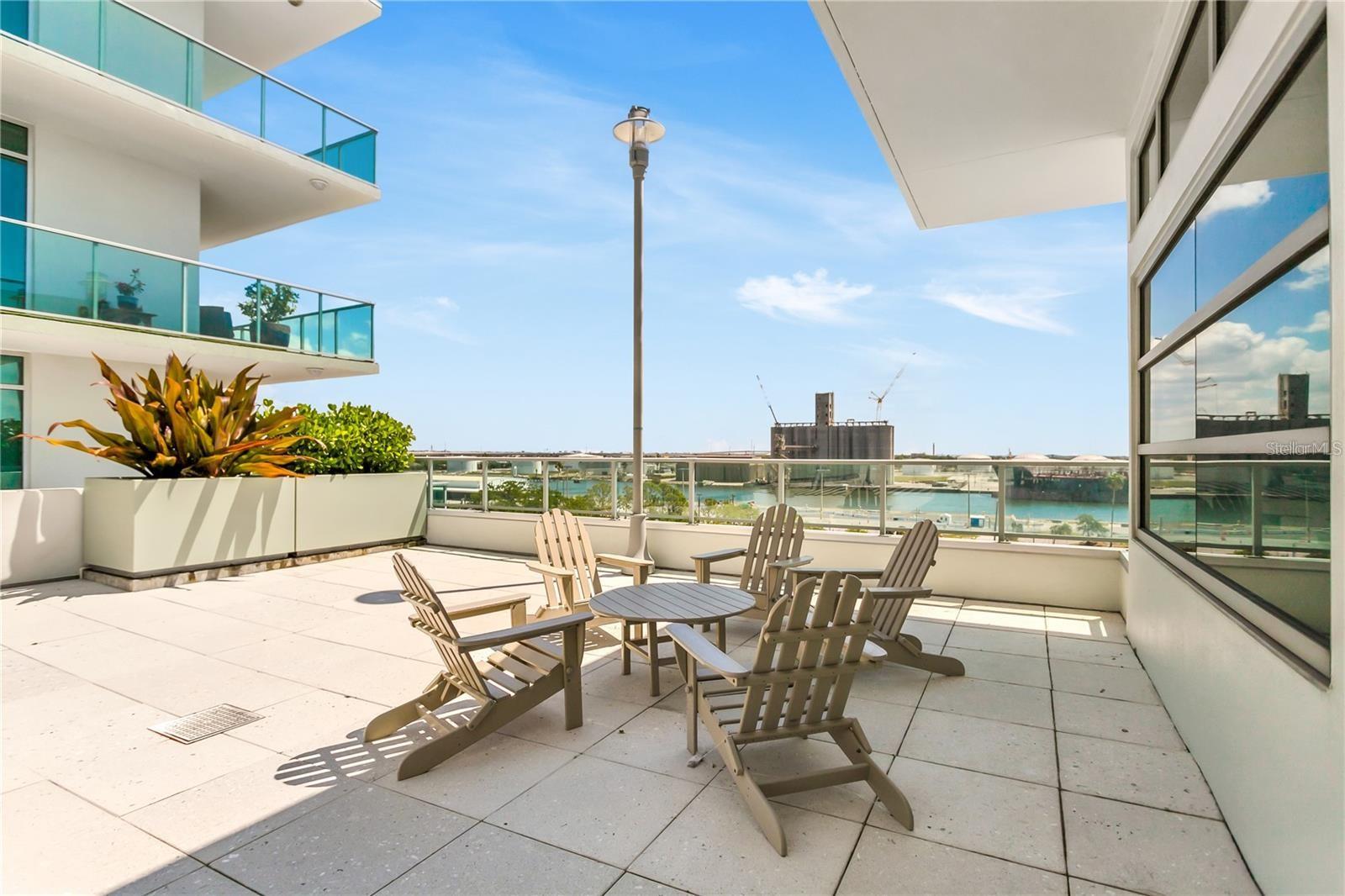 Image 51 of 64 For 912 Channelside Drive 2502