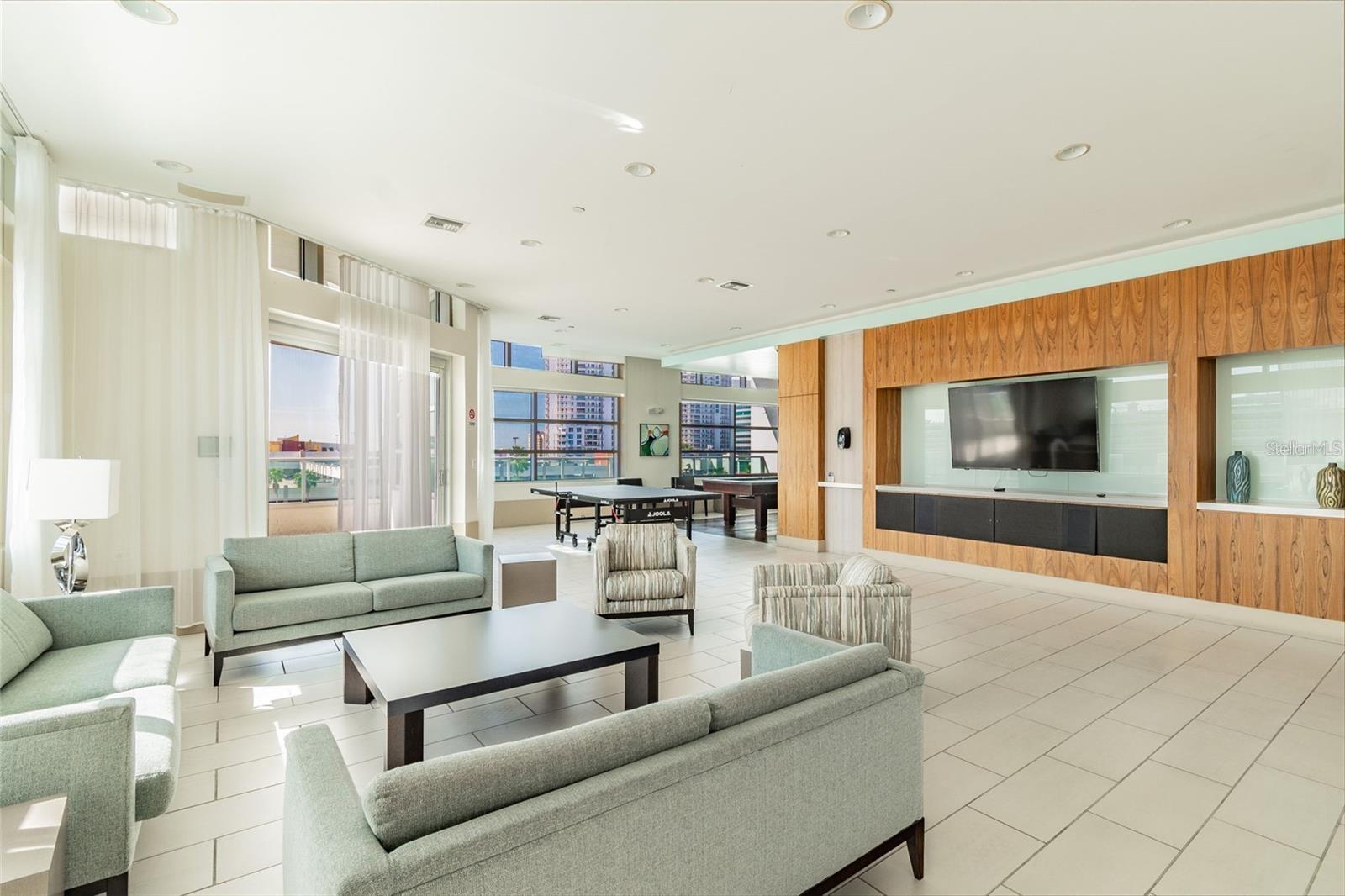 Image 52 of 64 For 912 Channelside Drive 2502