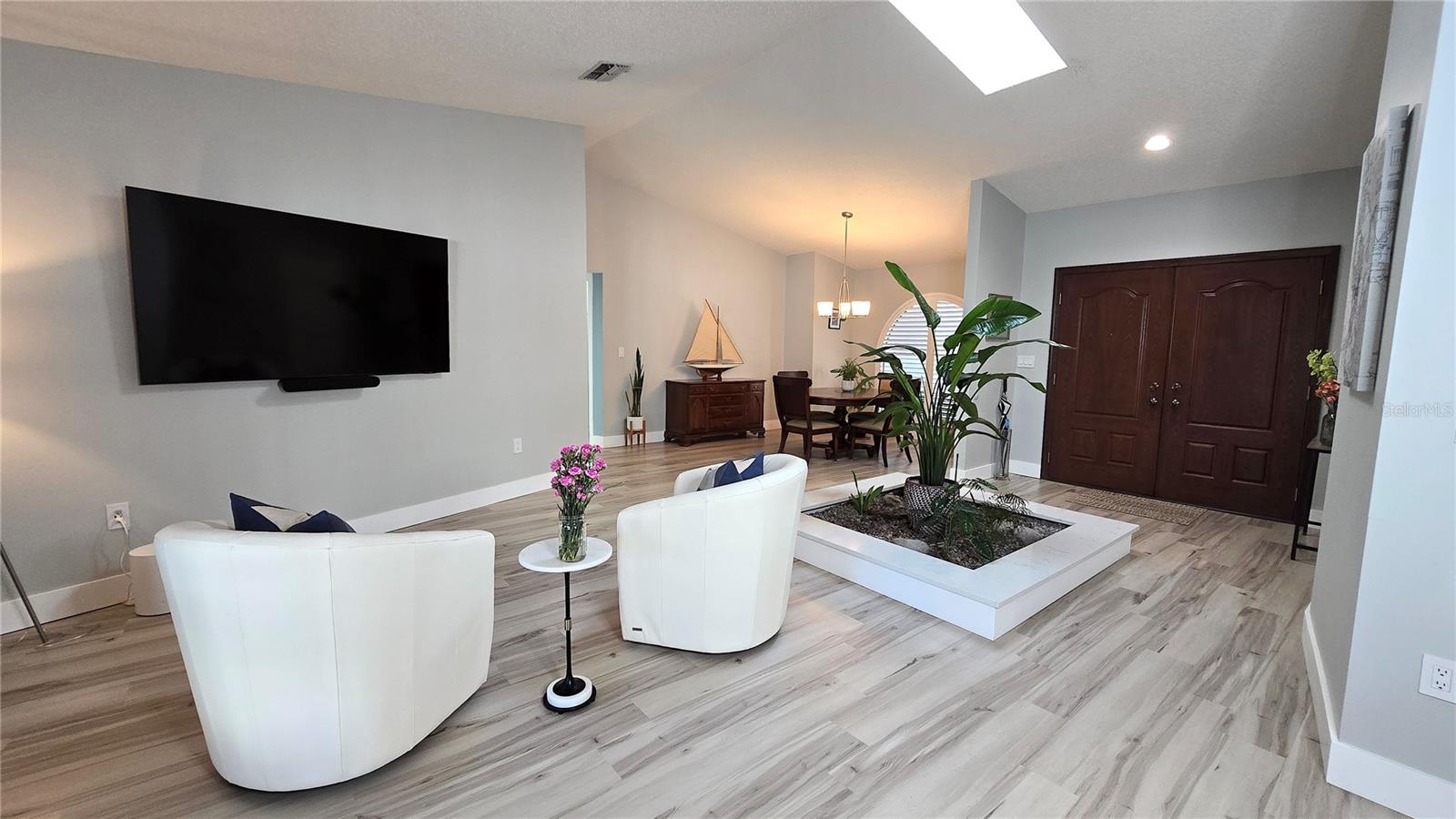 Image 6 of 34 For 2991 Tangerine Terrace