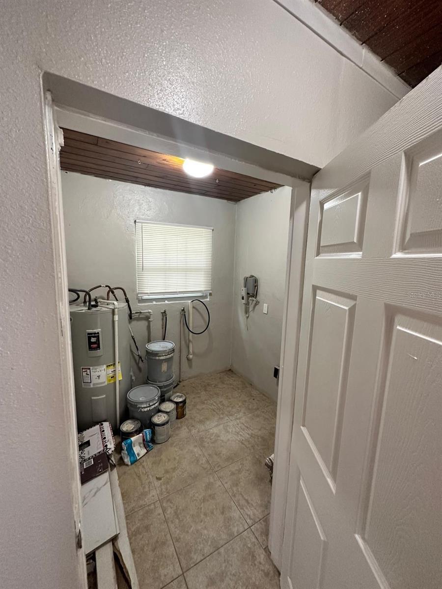 Image 4 of 12 For 8305 Hillsborough Lane
