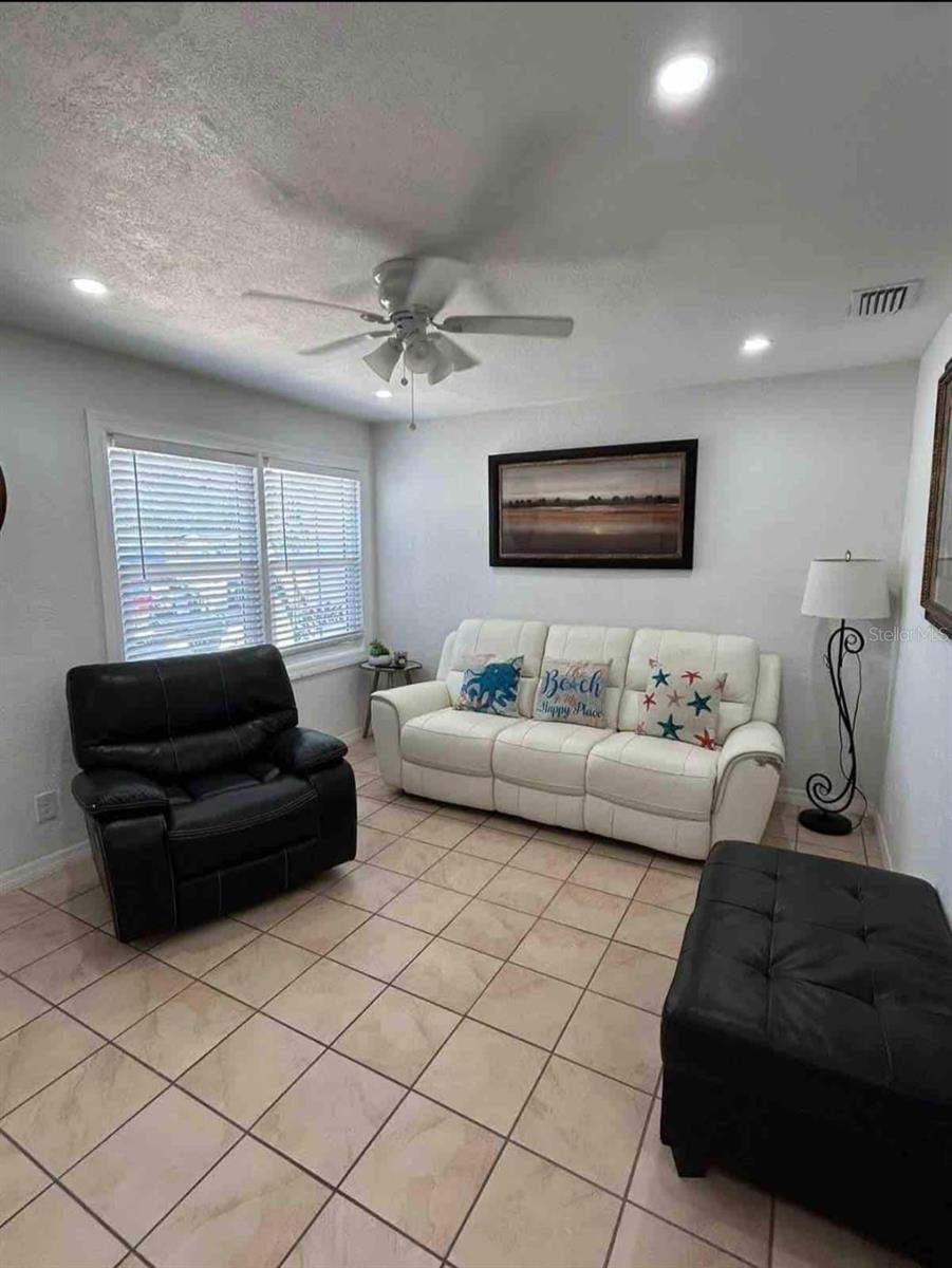 Image 2 of 17 For 7216 9th Avenue N