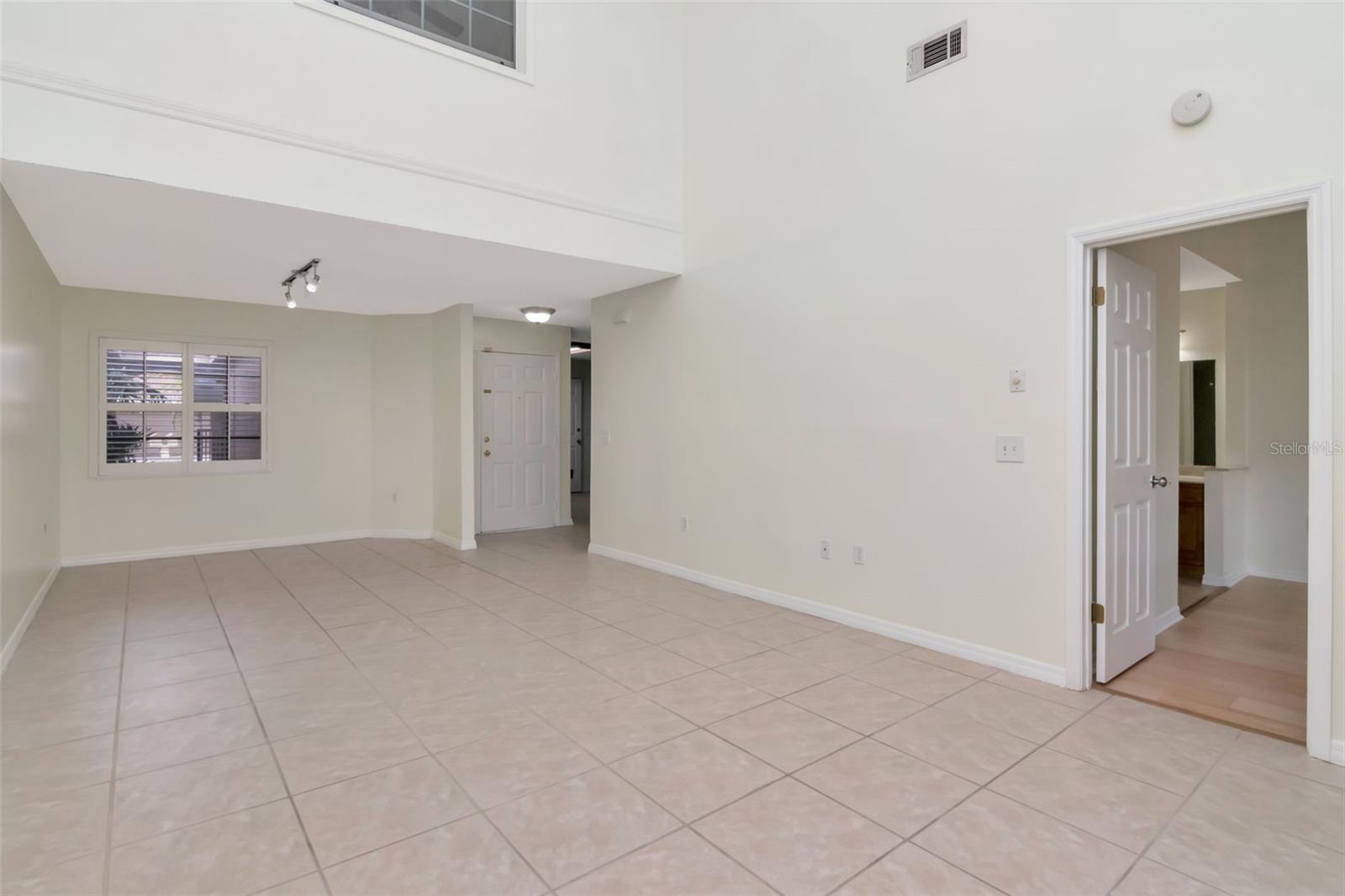 Image 4 of 26 For 10417 Saint Tropez Place 103