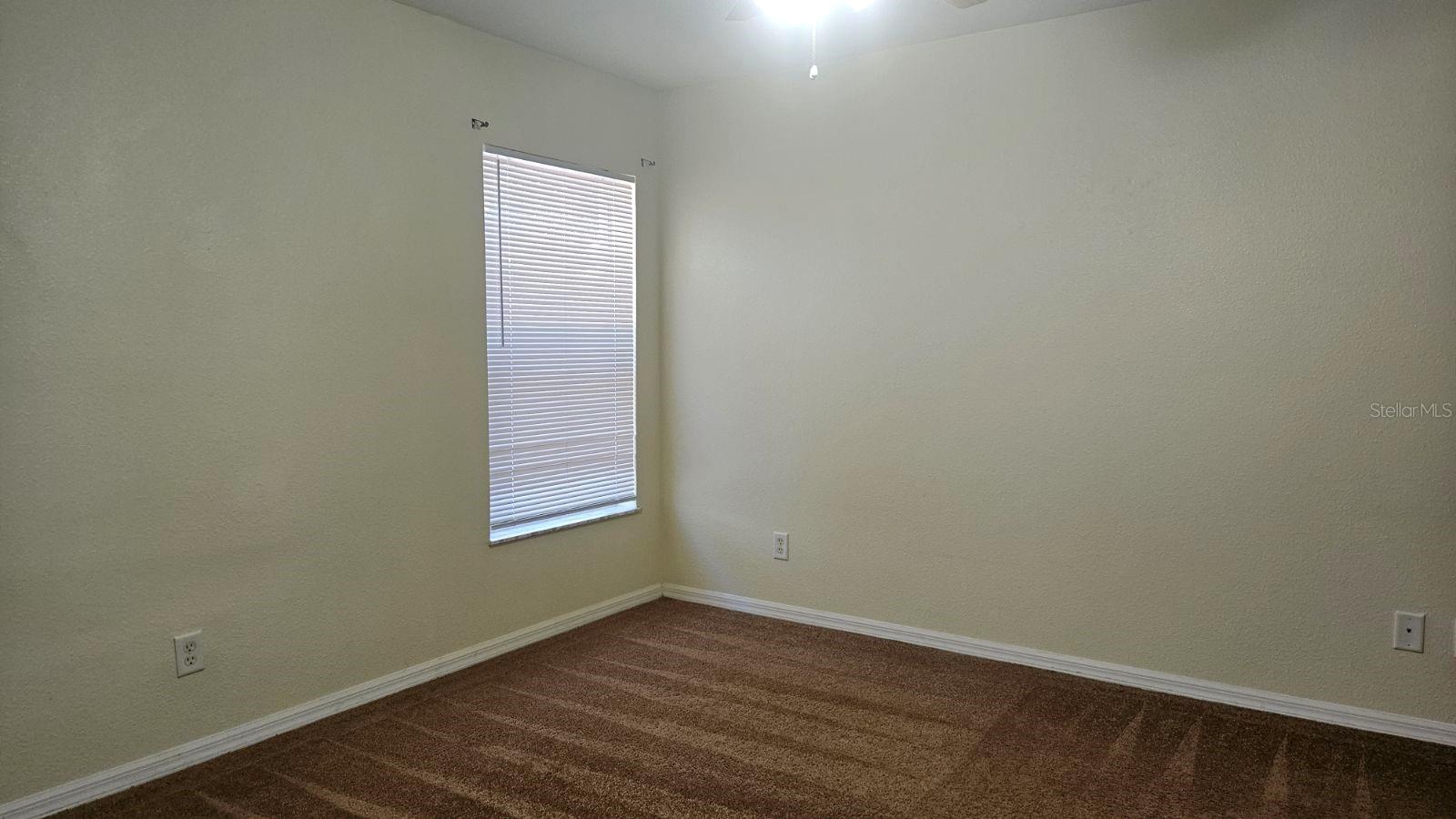 Image 10 of 17 For 5549 Oak Park Boulevard