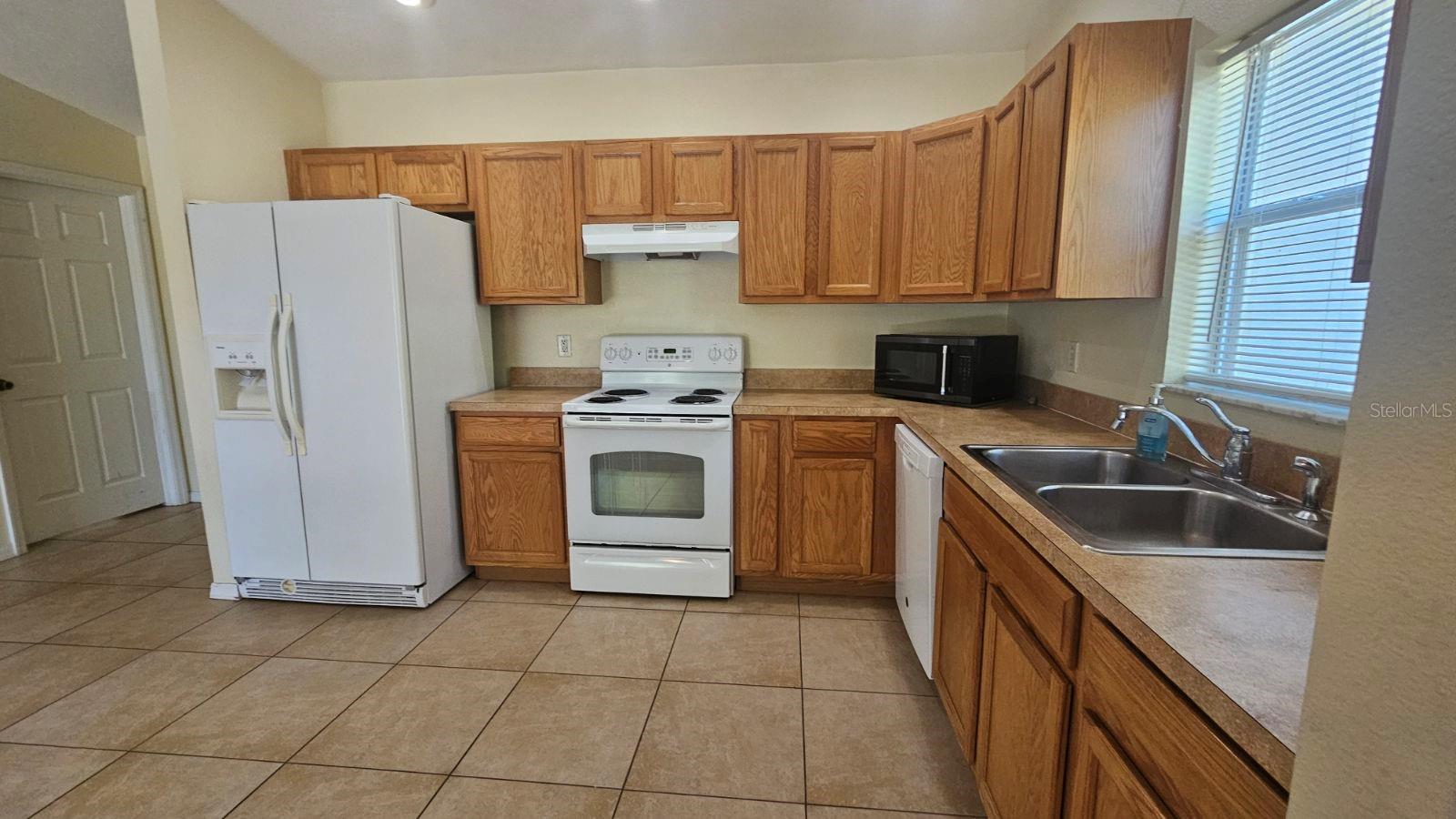 Image 9 of 17 For 5549 Oak Park Boulevard