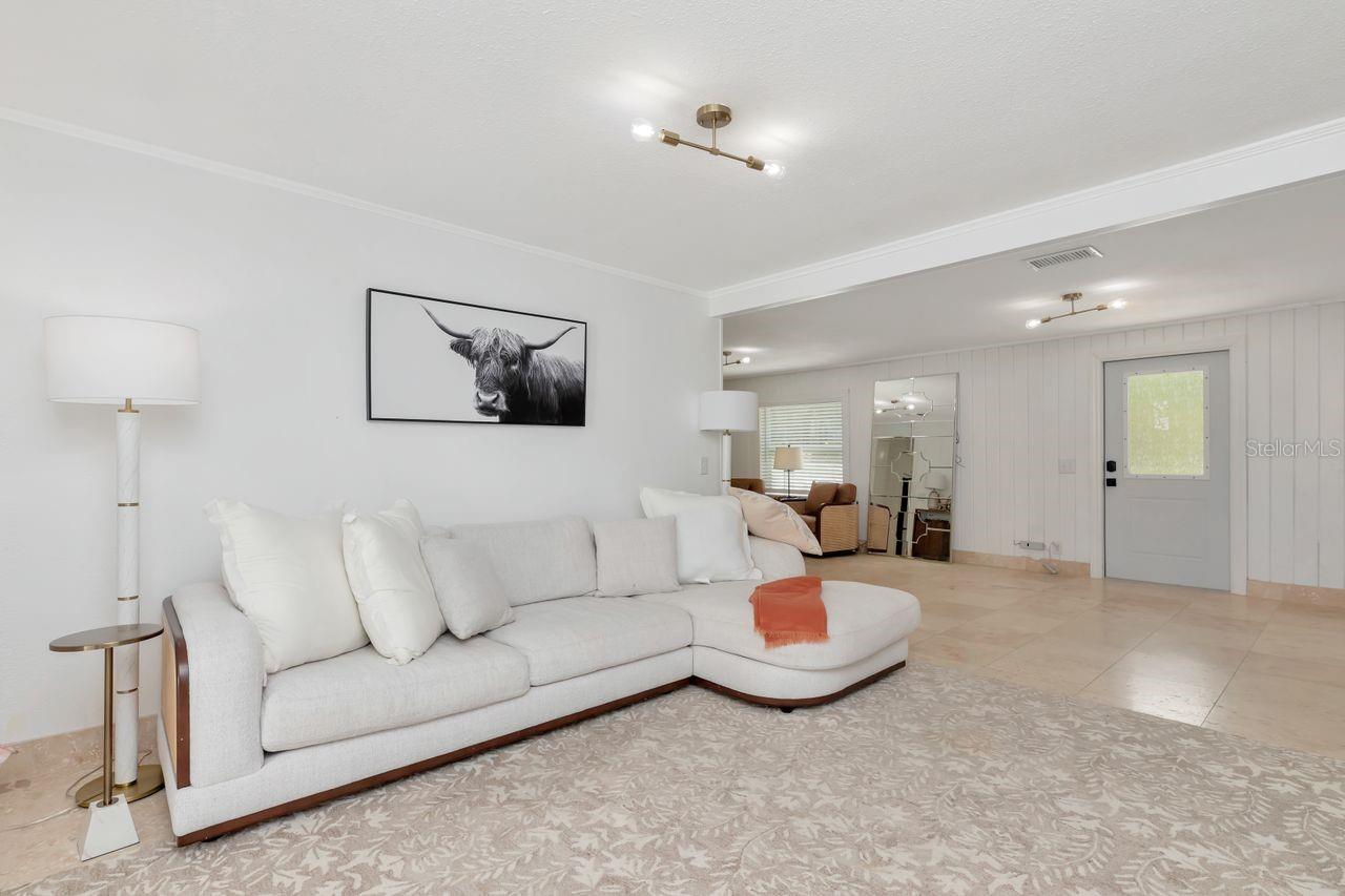 Image 11 of 63 For 19207 Crooked Lane