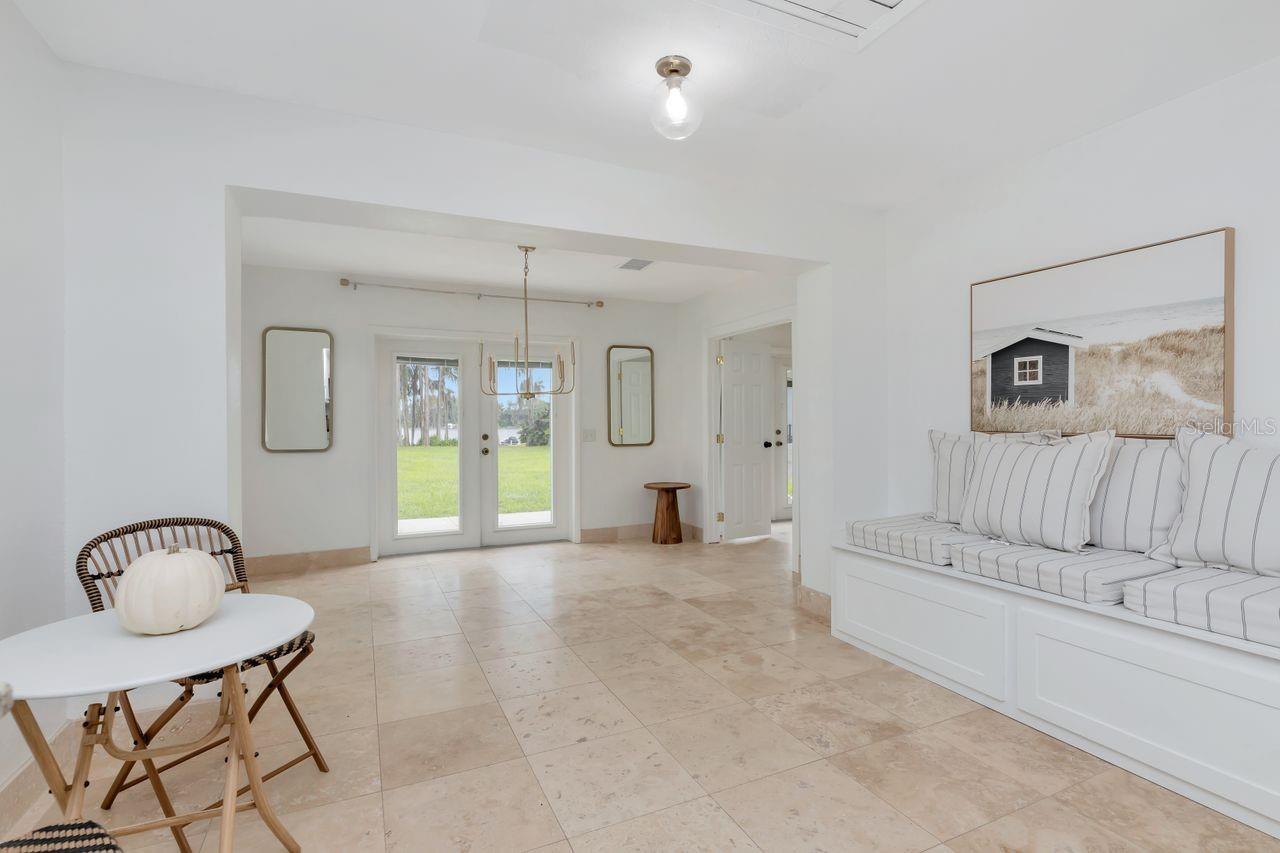 Image 19 of 63 For 19207 Crooked Lane