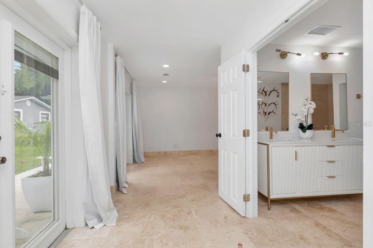 Image 21 of 63 For 19207 Crooked Lane