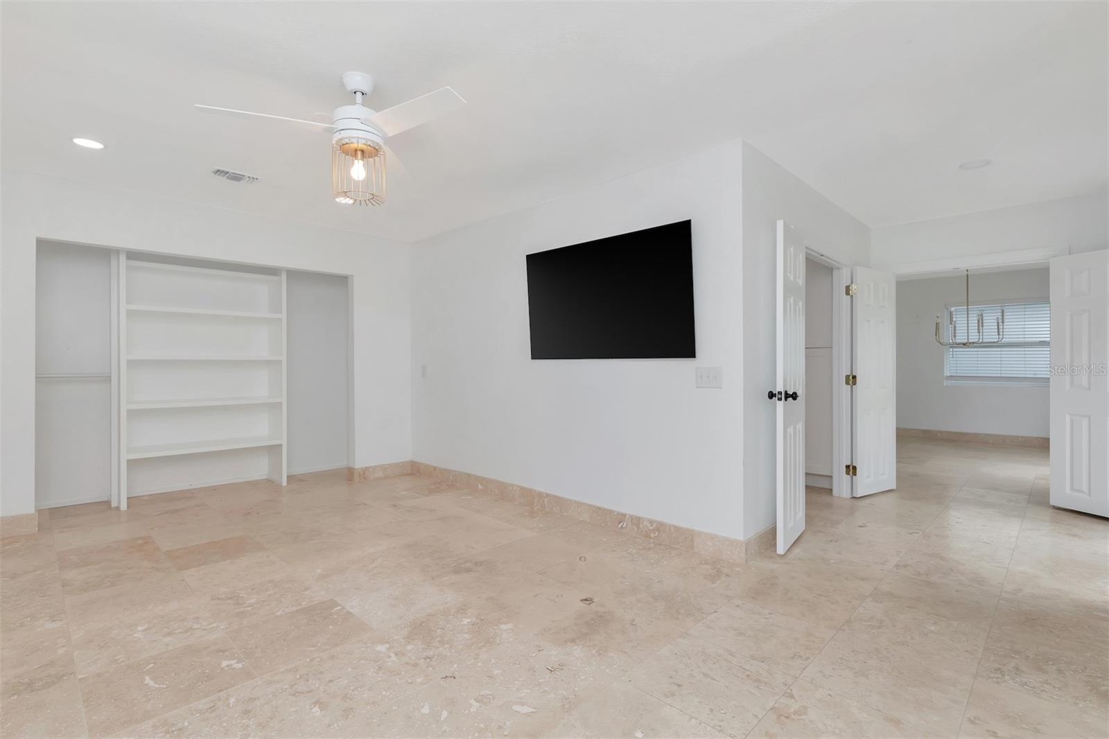 Image 22 of 63 For 19207 Crooked Lane