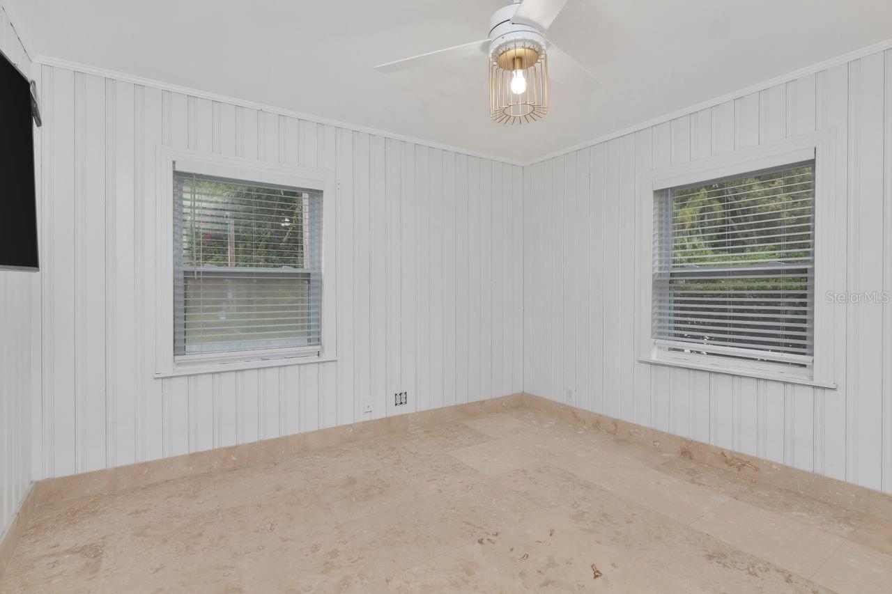 Image 28 of 63 For 19207 Crooked Lane