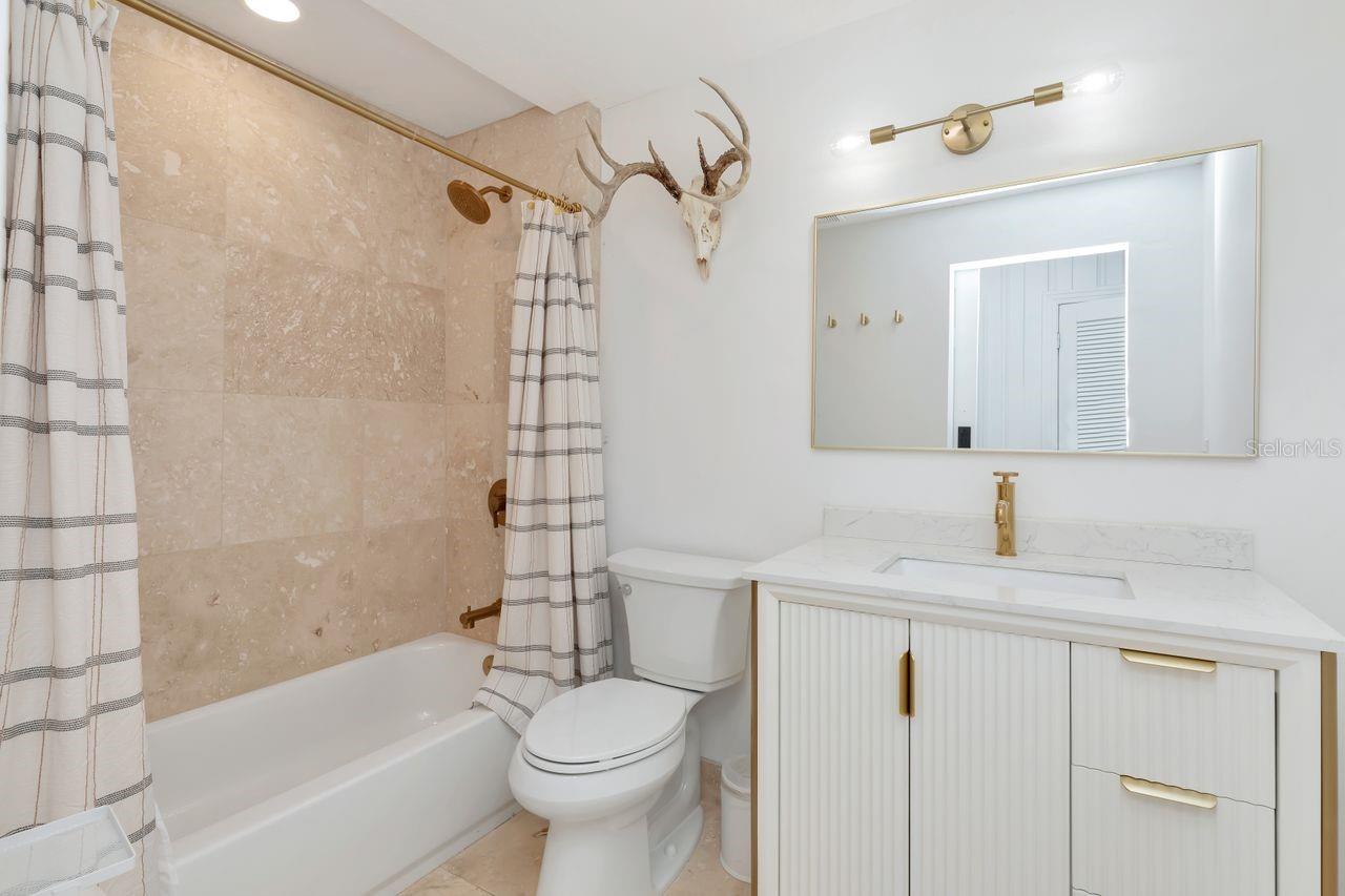 Image 31 of 63 For 19207 Crooked Lane