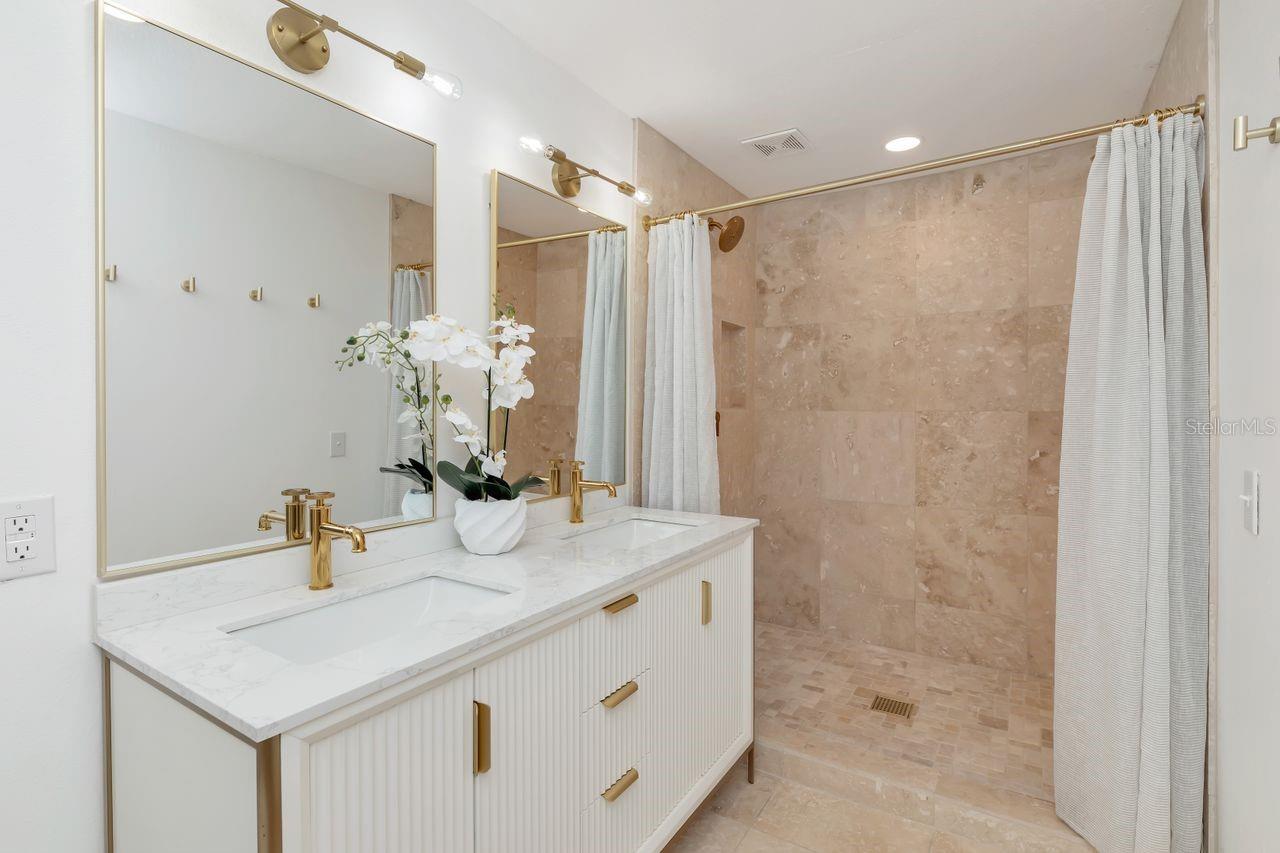 Image 39 of 63 For 19207 Crooked Lane