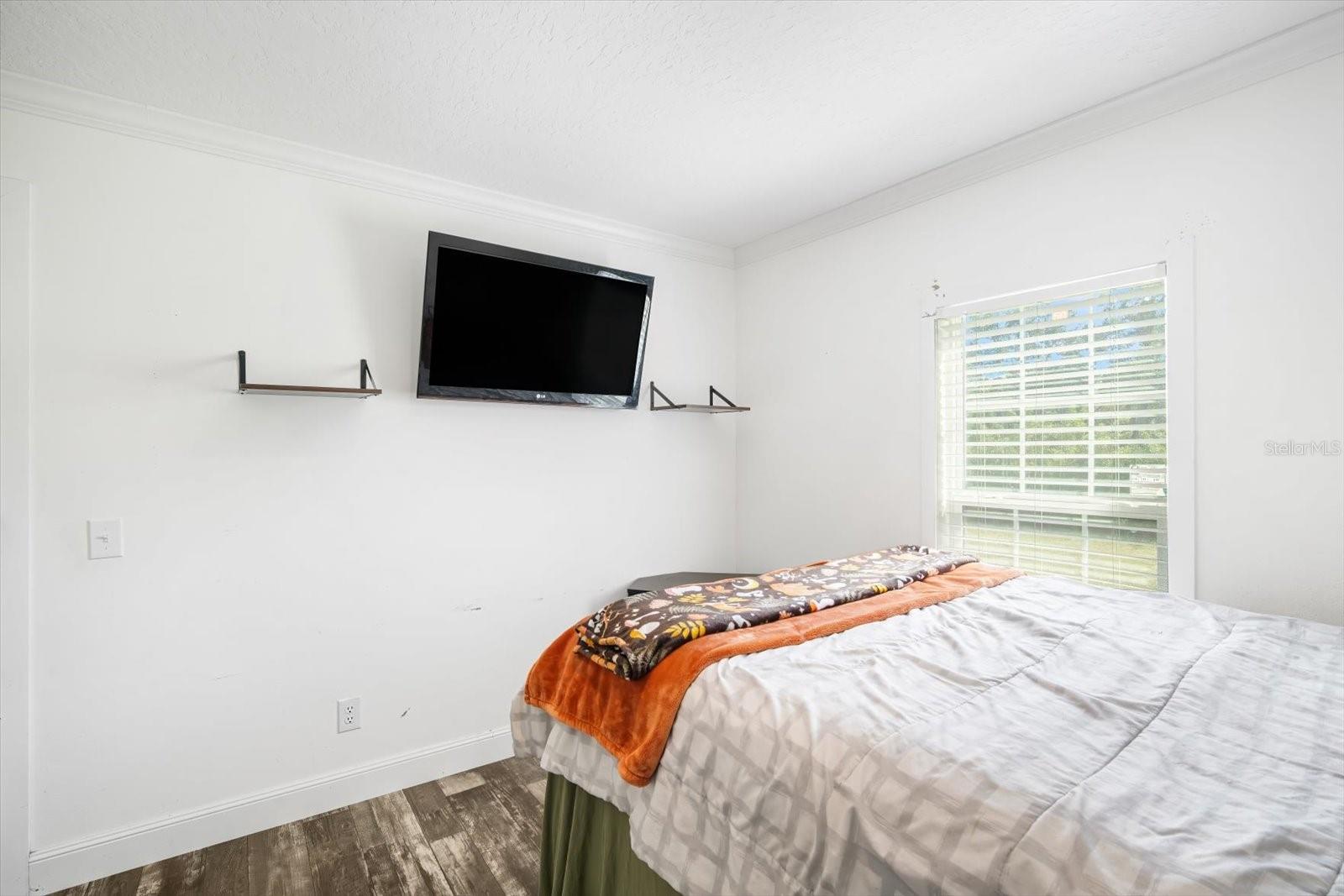 Image 20 of 30 For 3231 State Road 64 E