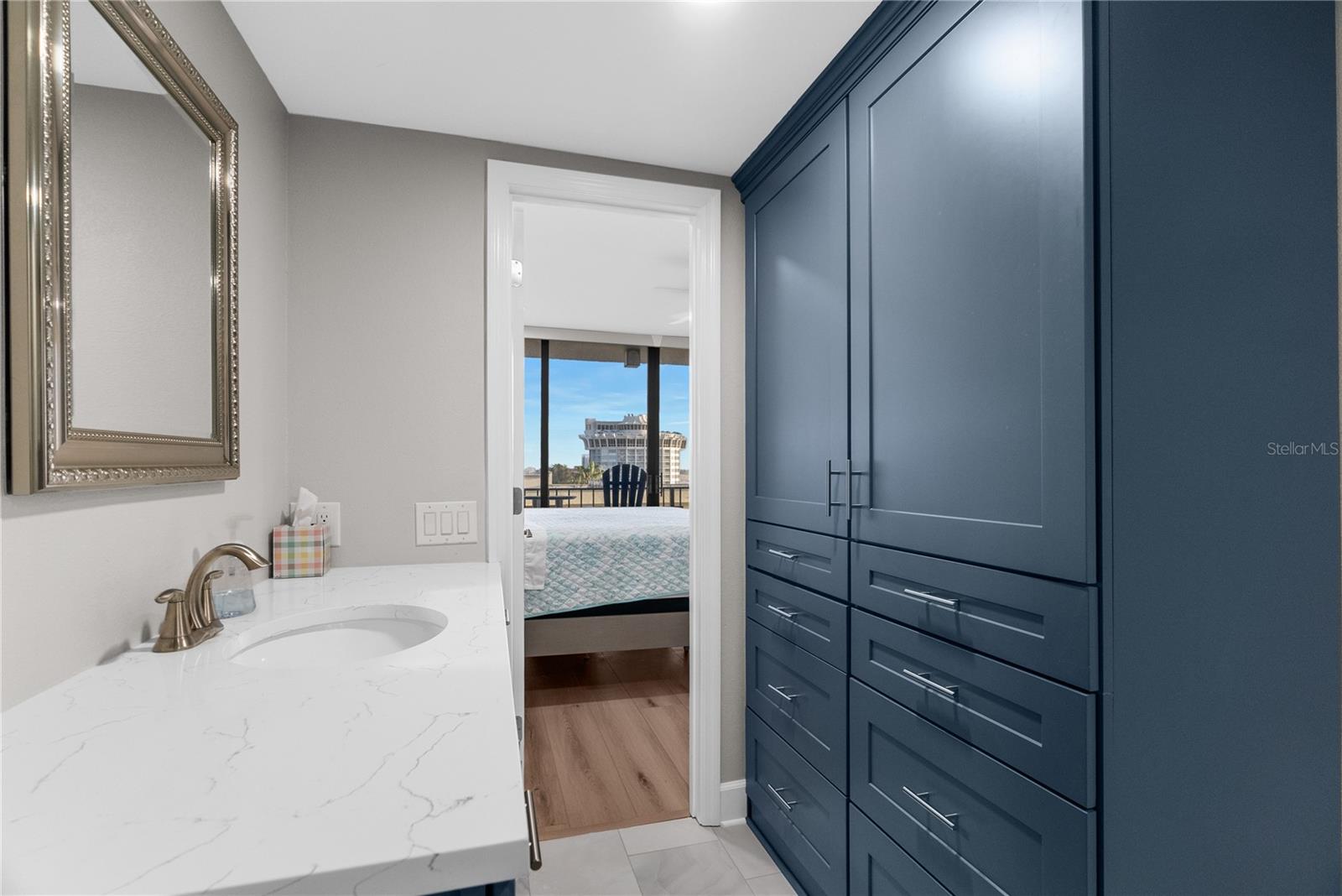 Image 10 of 27 For 5396 Gulf Boulevard 709