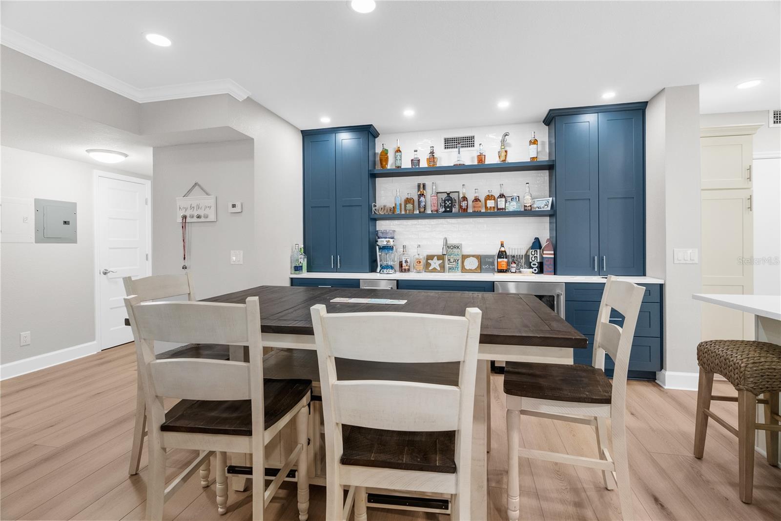 Image 15 of 27 For 5396 Gulf Boulevard 709