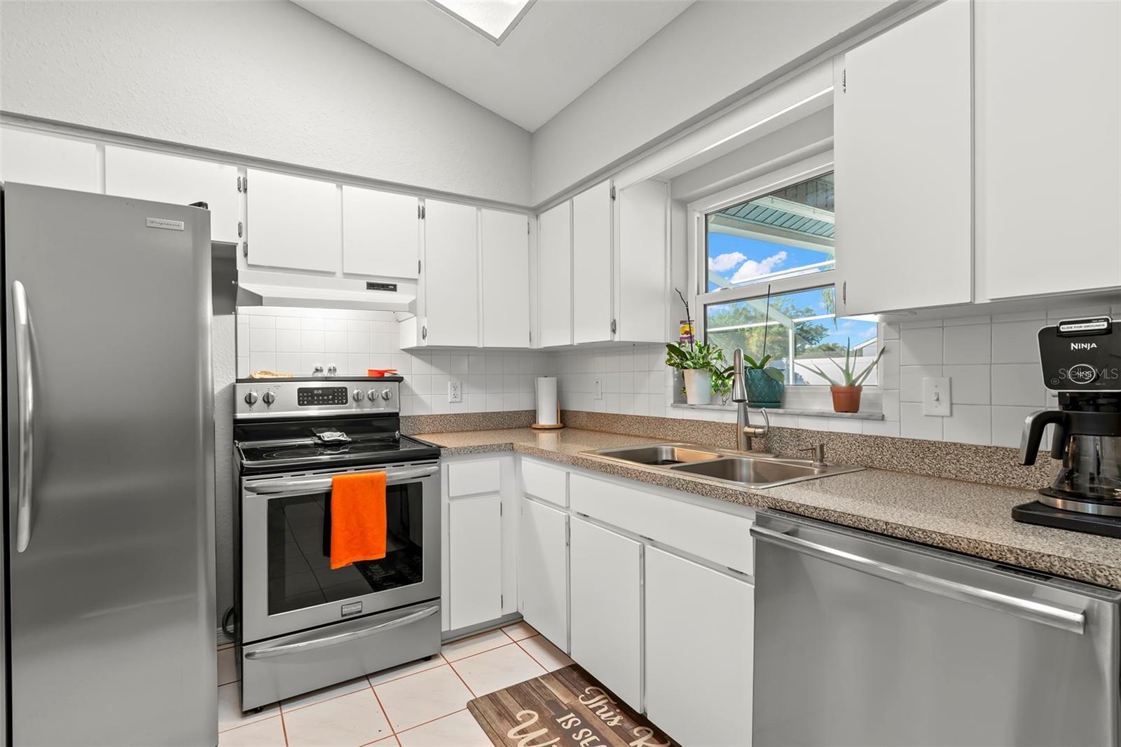 Image 12 of 33 For 3339 Ocio Street