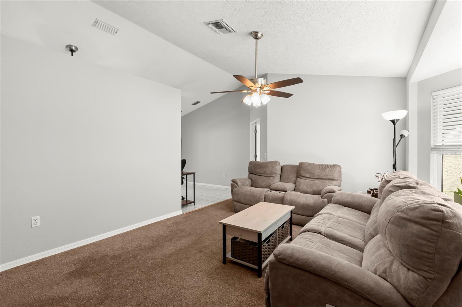 Image 9 of 33 For 3339 Ocio Street