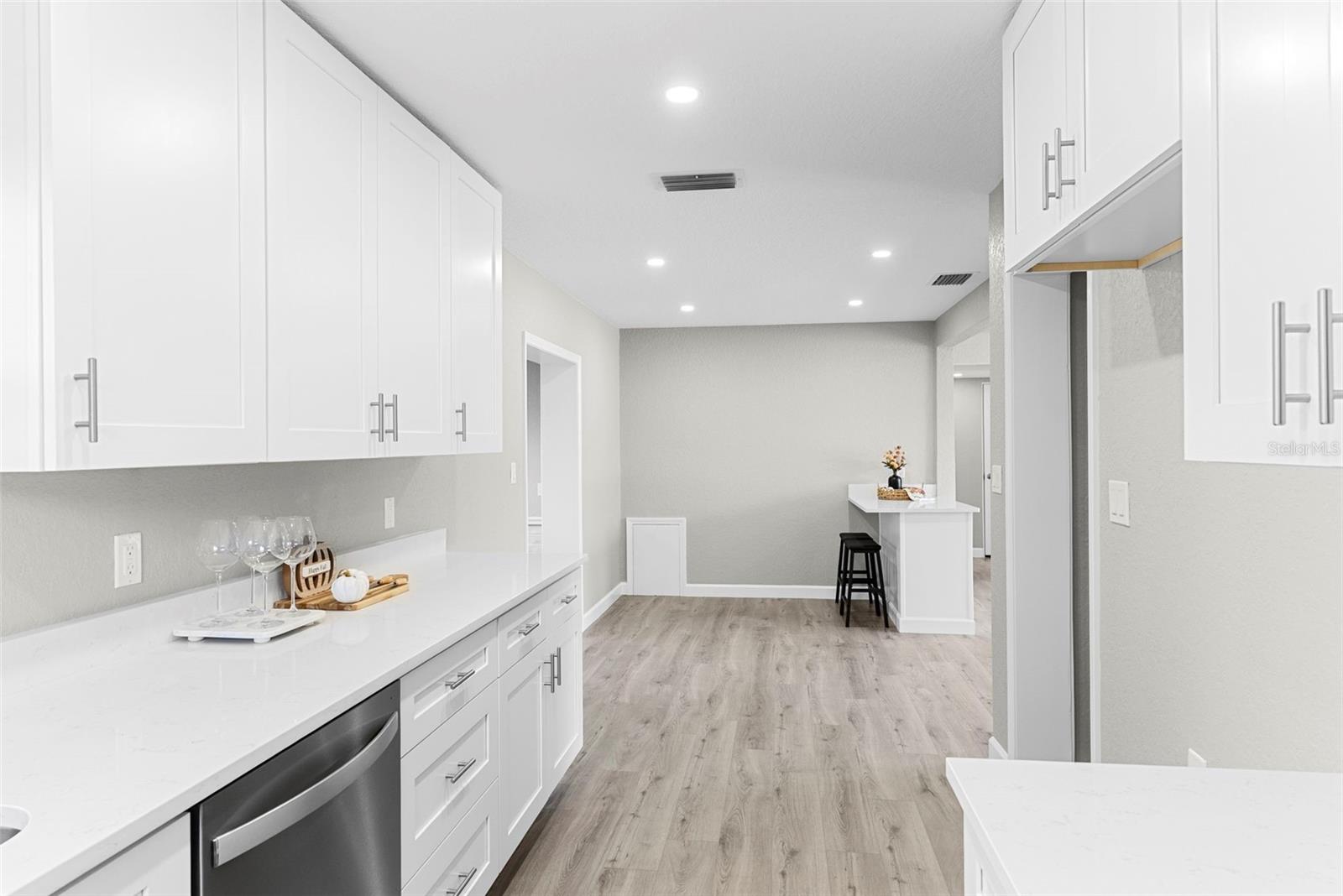 Image 10 of 37 For 801 63rd Avenue S