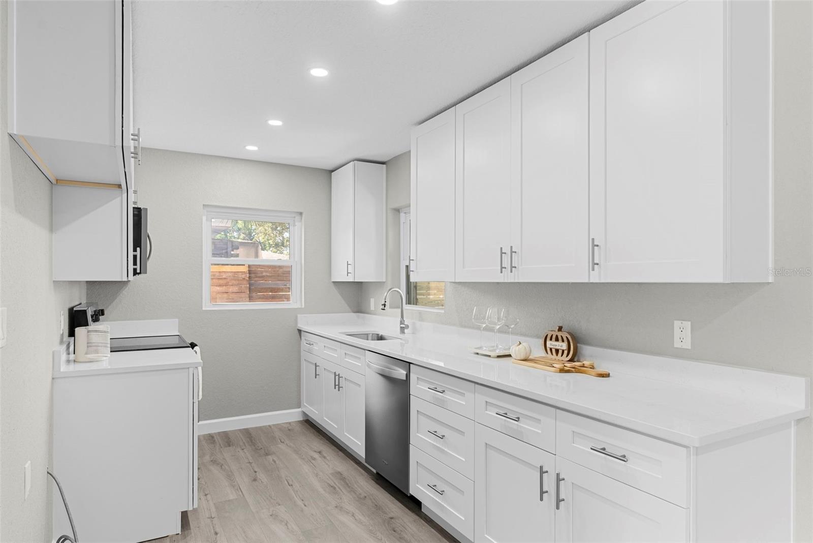 Image 11 of 37 For 801 63rd Avenue S