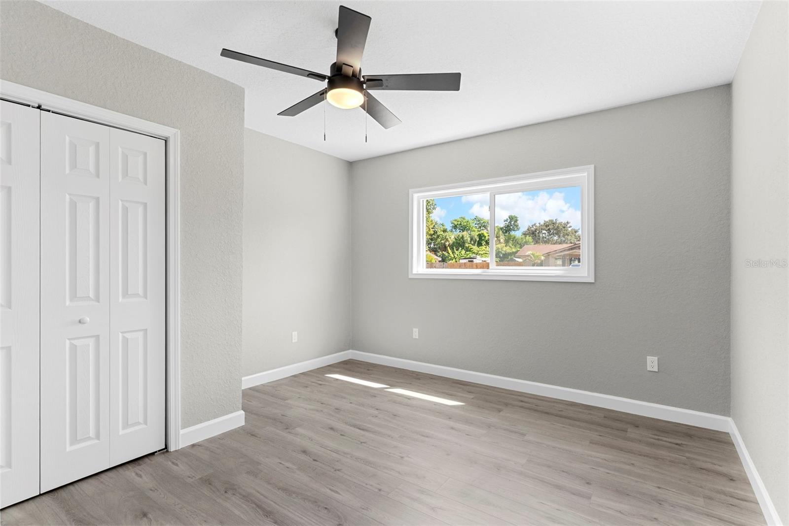 Image 18 of 37 For 801 63rd Avenue S