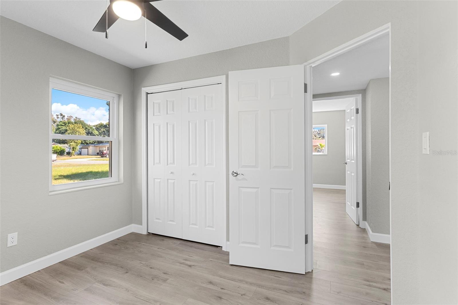 Image 22 of 37 For 801 63rd Avenue S