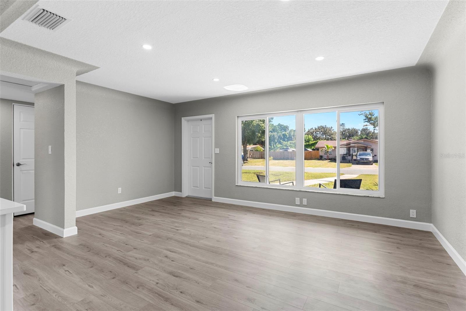 Image 7 of 37 For 801 63rd Avenue S