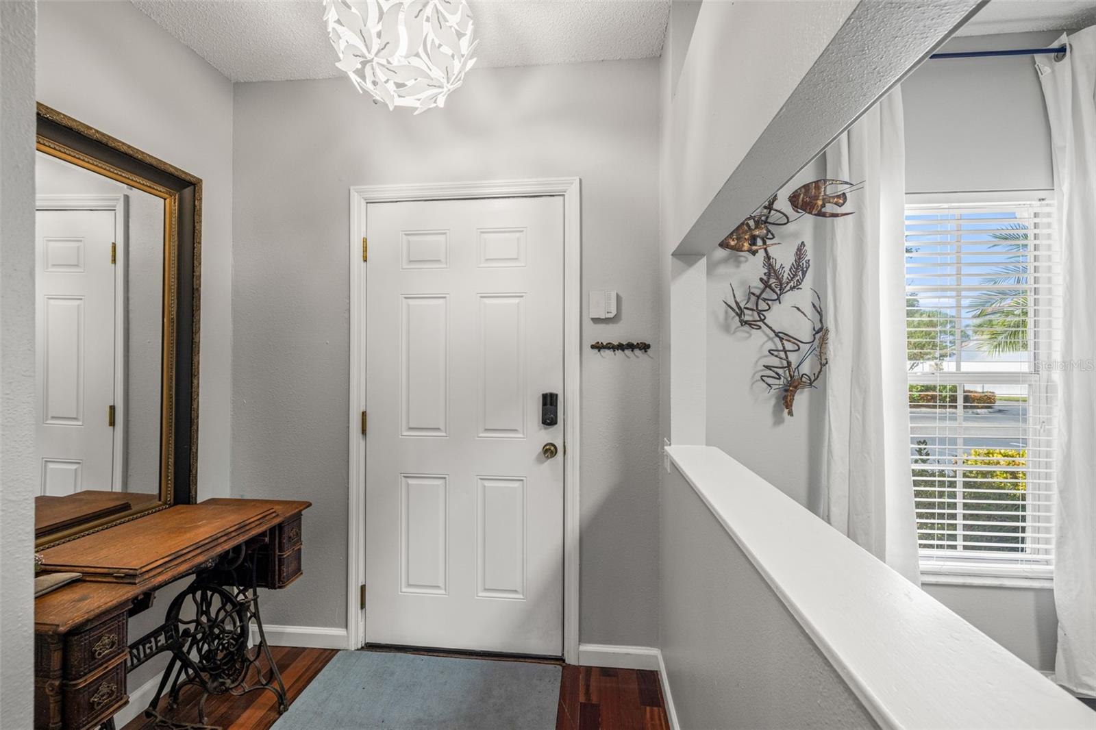 Image 17 of 40 For 6025 Bayside Key Drive