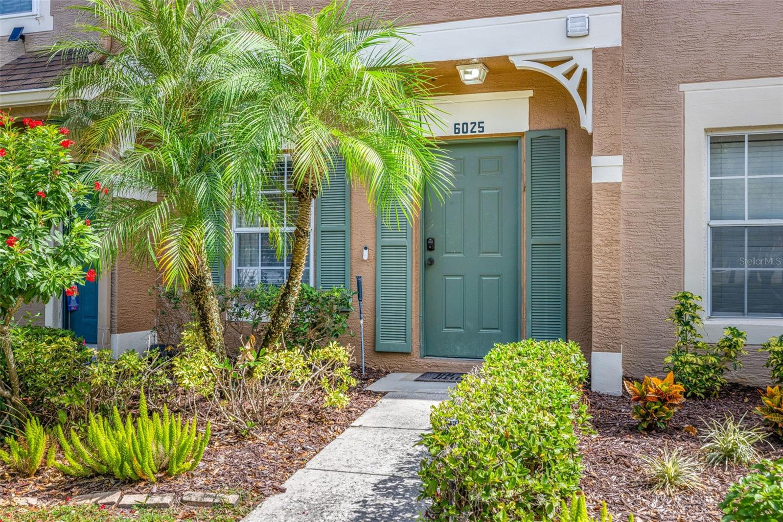 Image 2 of 40 For 6025 Bayside Key Drive