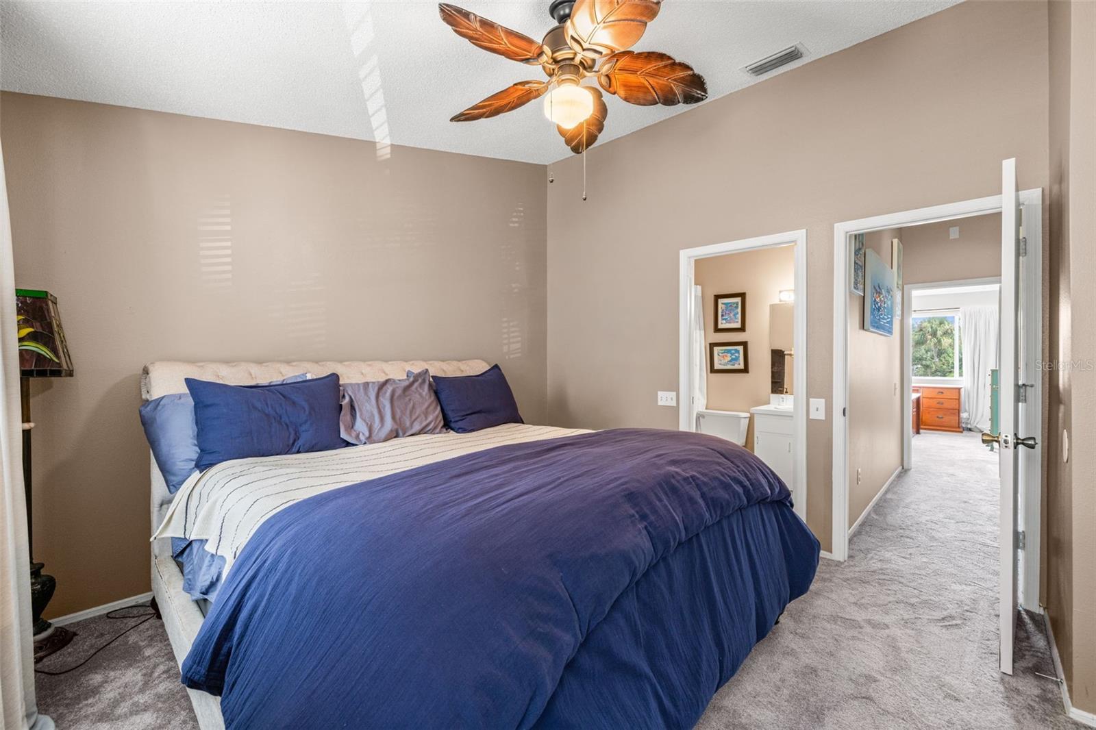 Image 21 of 40 For 6025 Bayside Key Drive