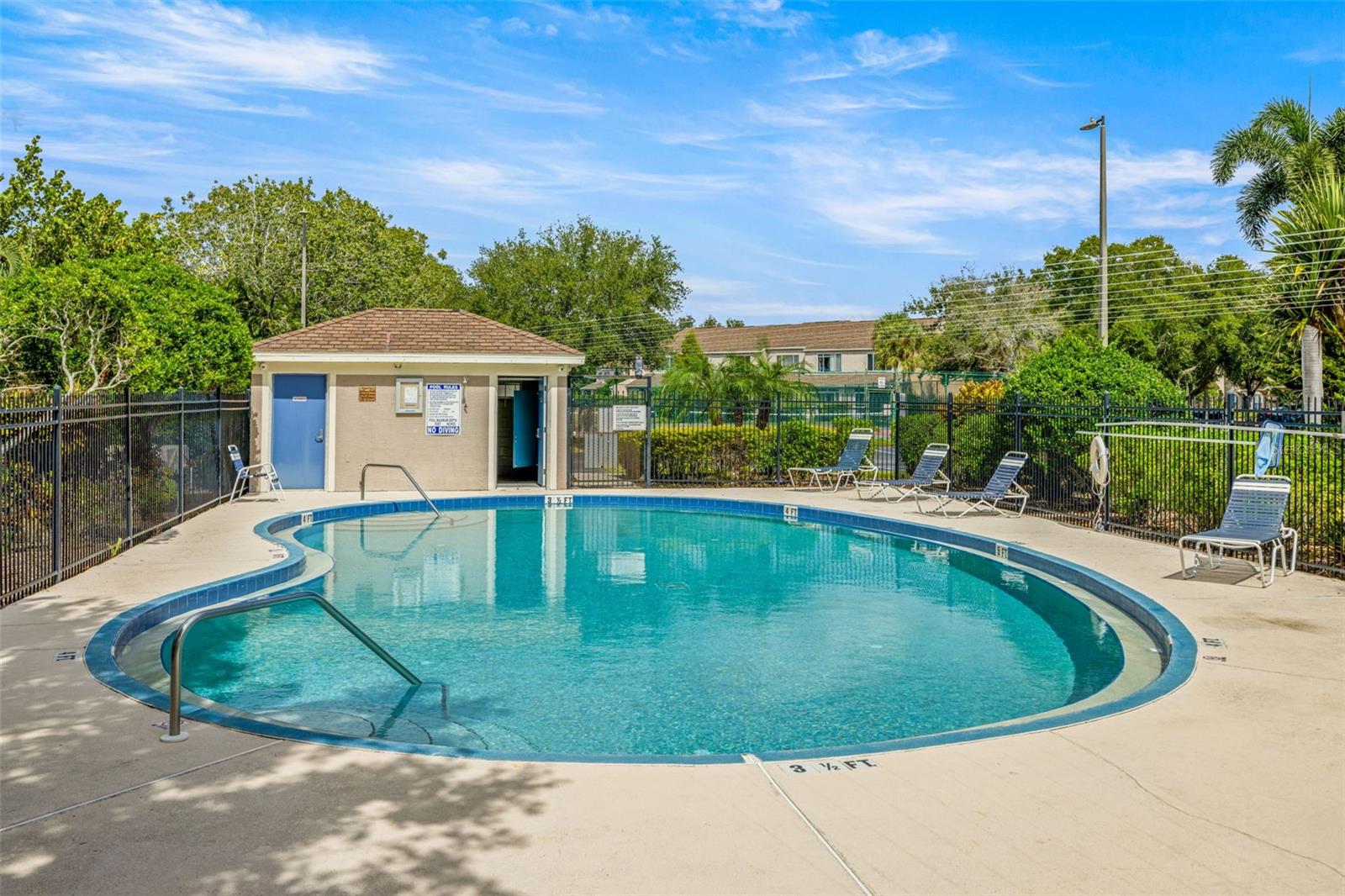 Image 31 of 40 For 6025 Bayside Key Drive