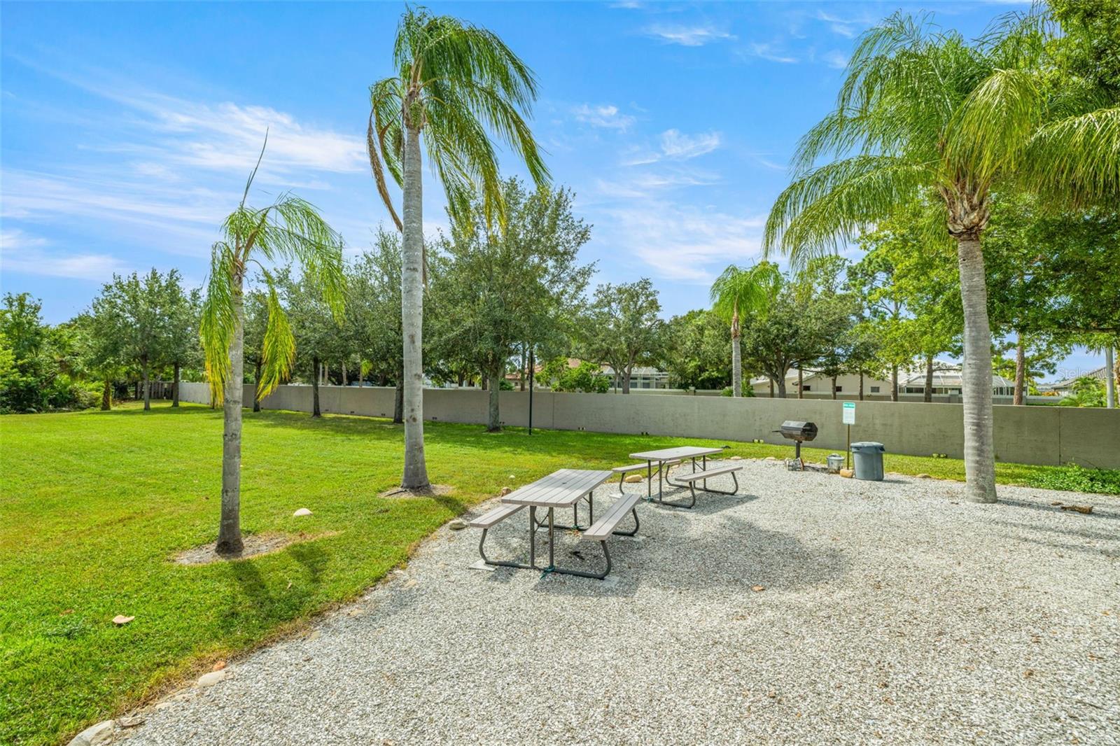 Image 35 of 40 For 6025 Bayside Key Drive