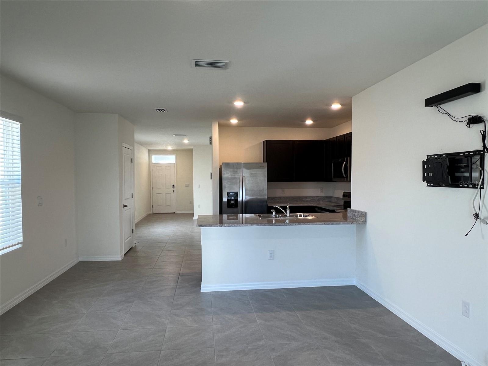 Image 9 of 29 For 34012 Jasper Stone Drive