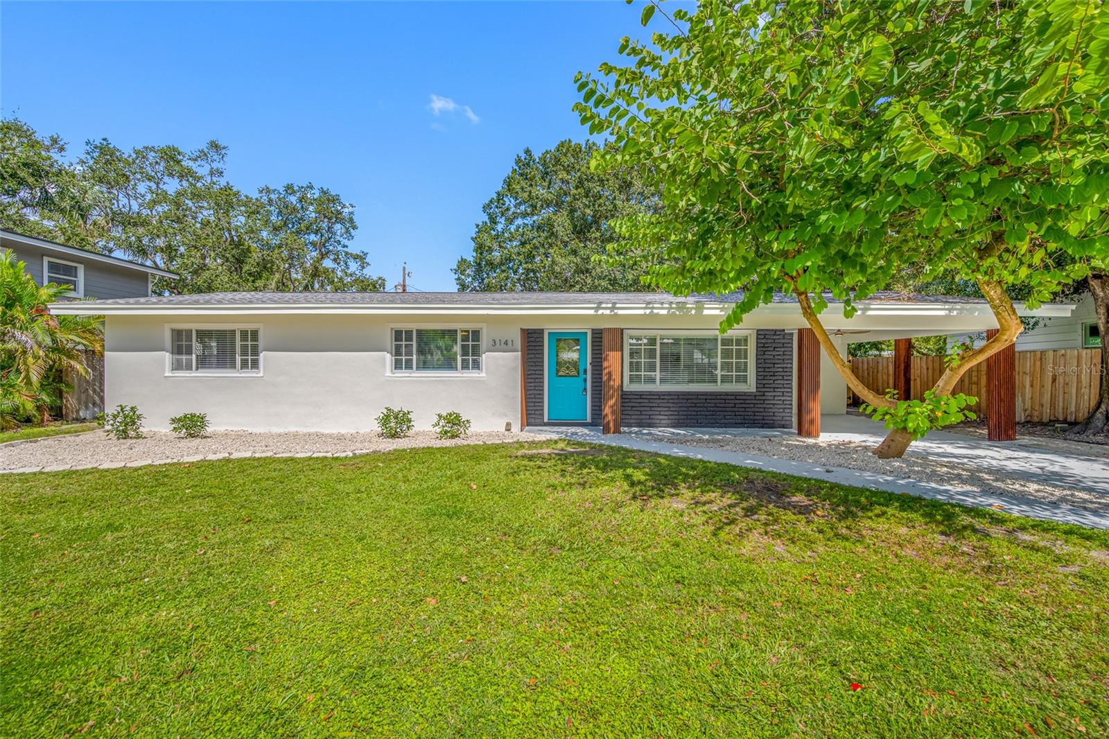 Image 2 of 30 For 3141 Alta Vista Street