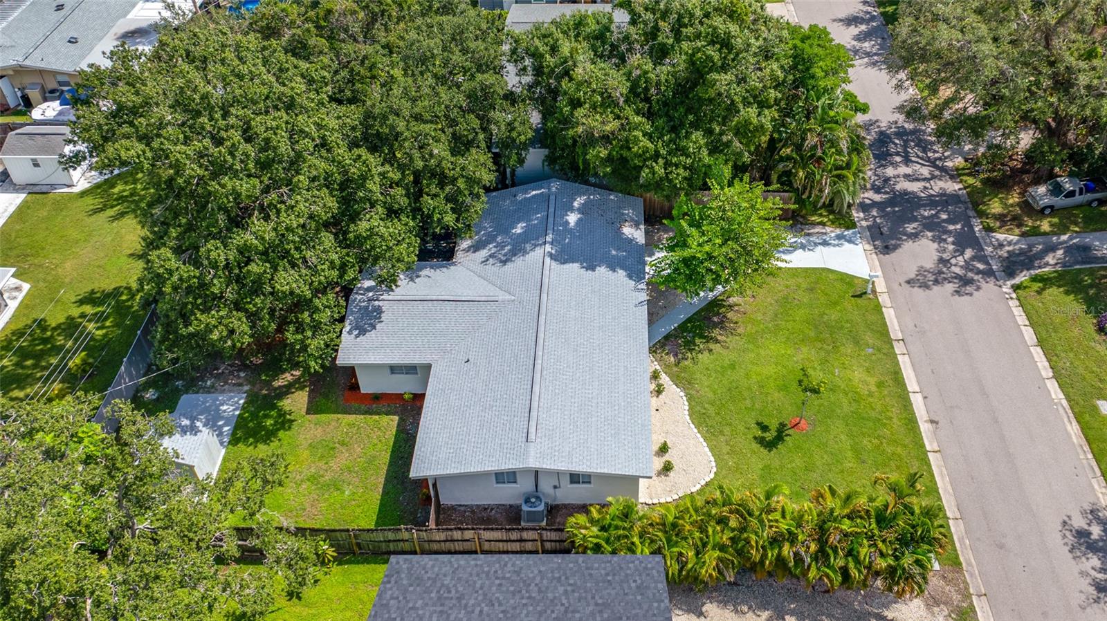 Image 25 of 30 For 3141 Alta Vista Street