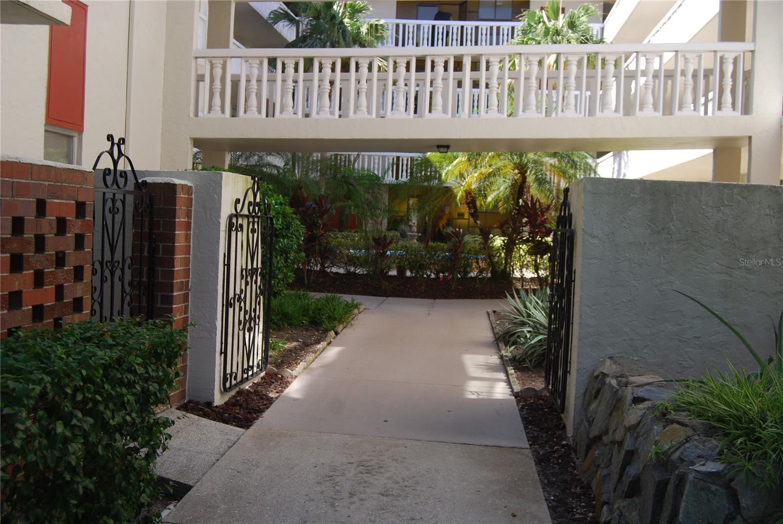 Image 20 of 57 For 2650 Pearce Drive 106