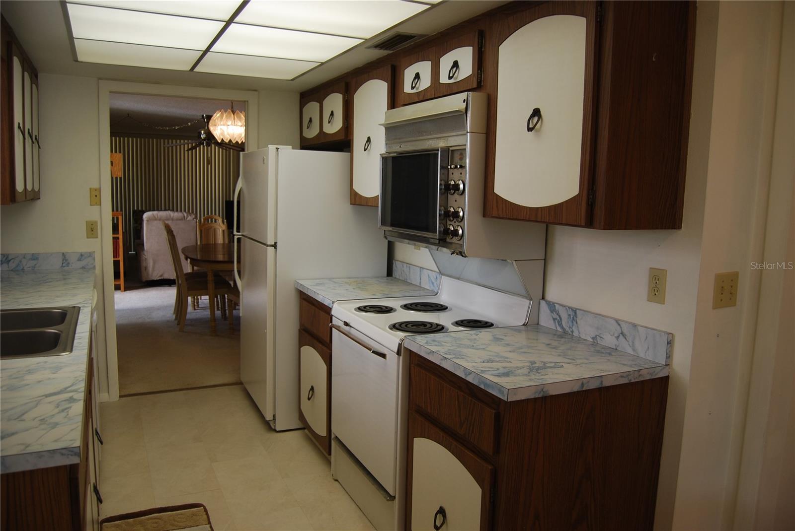 Image 3 of 57 For 2650 Pearce Drive 106